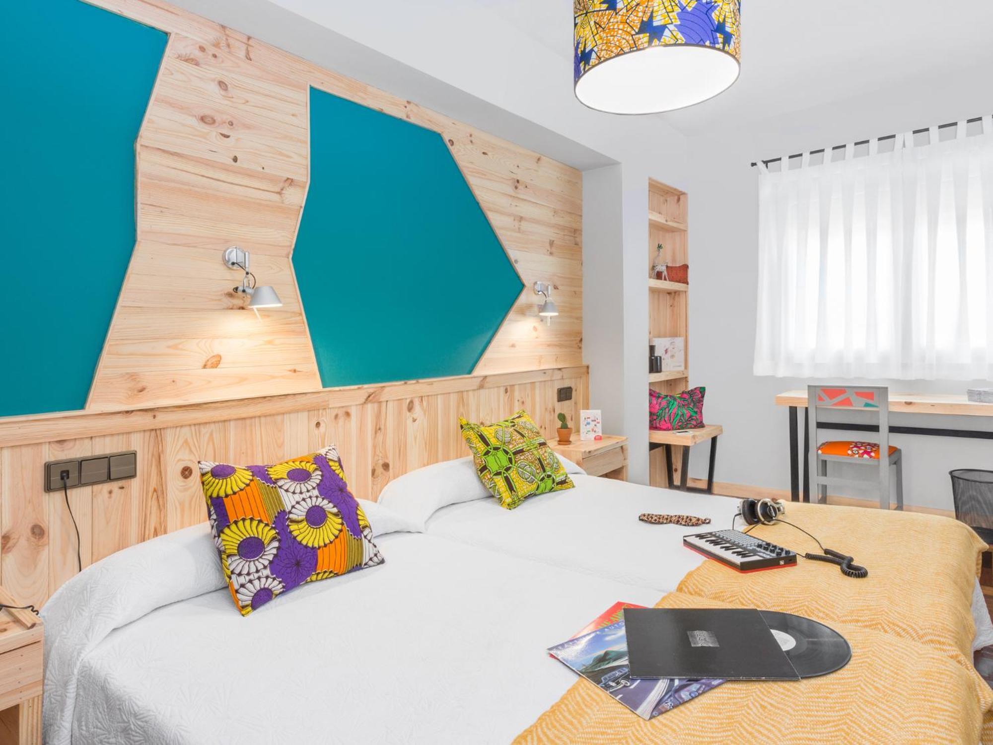 Twin Room,338972653:JPEG
