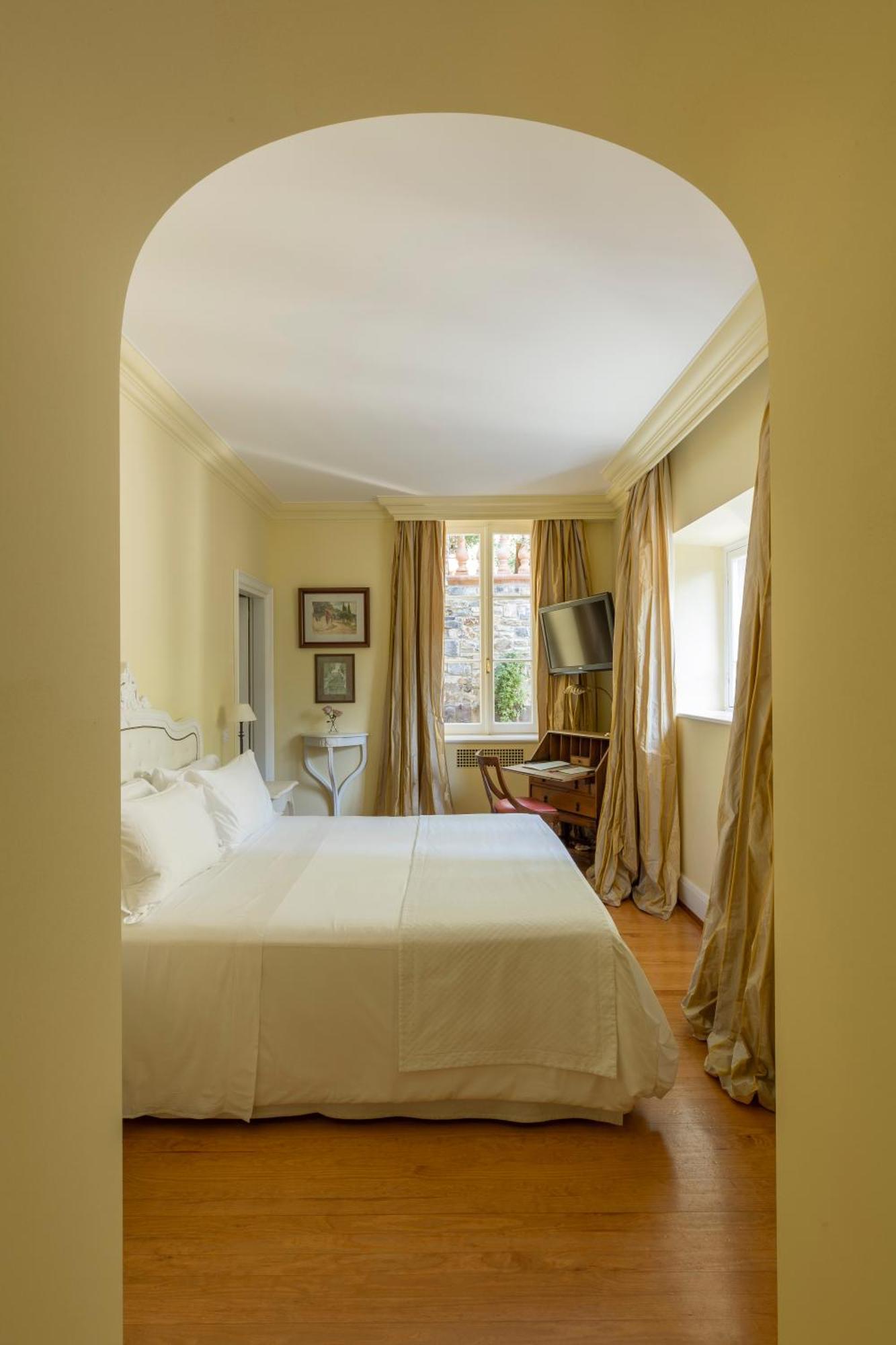 Standard Double Room,699472755:JPEG