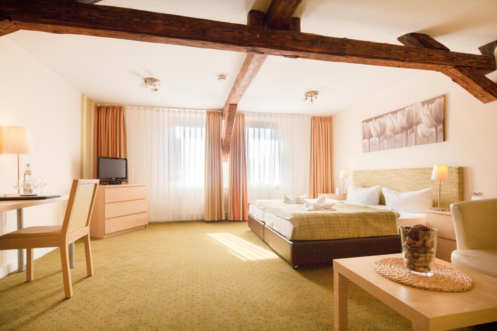 Double Room,17591762:JPEG