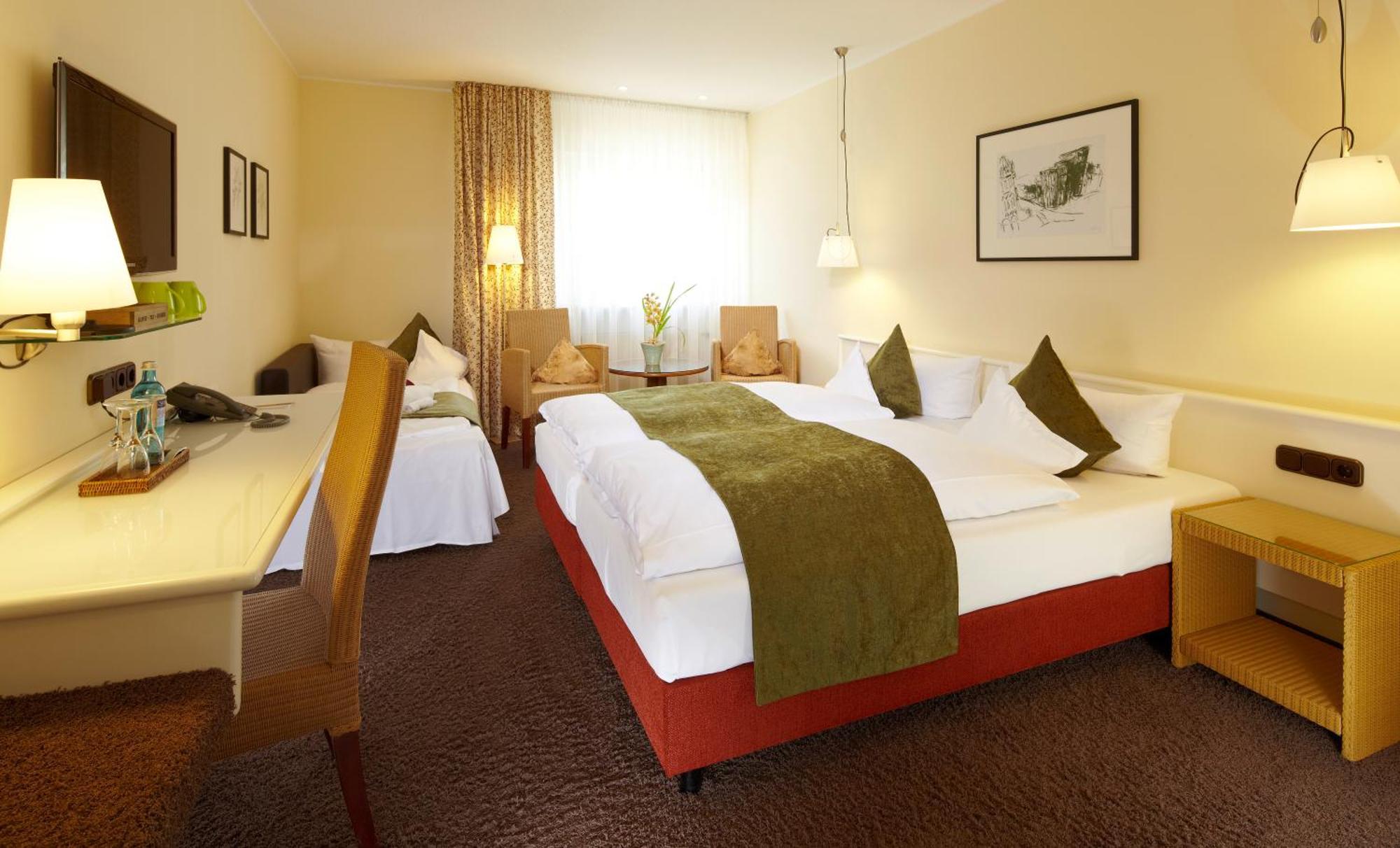 Triple Room Classic,1078062022:JPEG