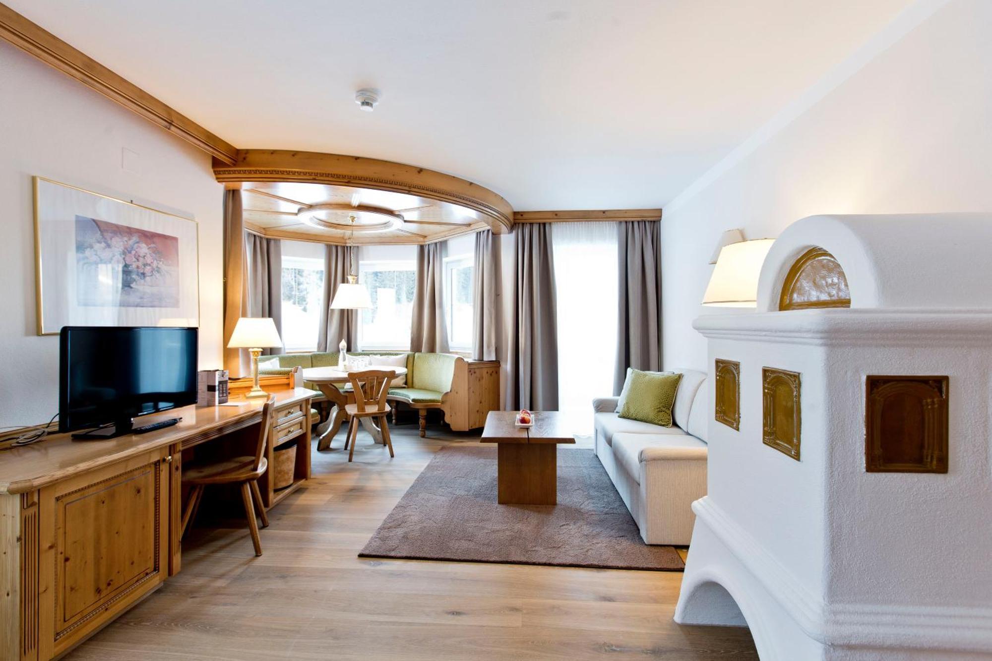 Deluxe Junior Suite