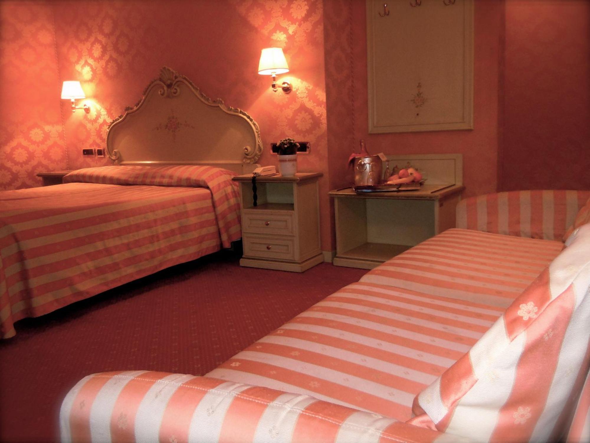 Triple Room Private Bathroom