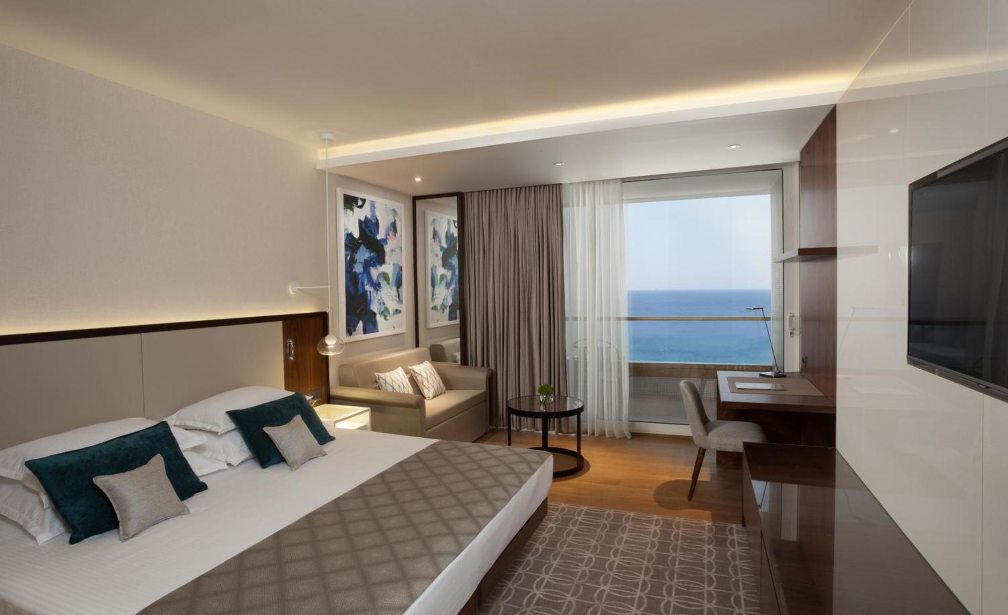 Bellavista Room