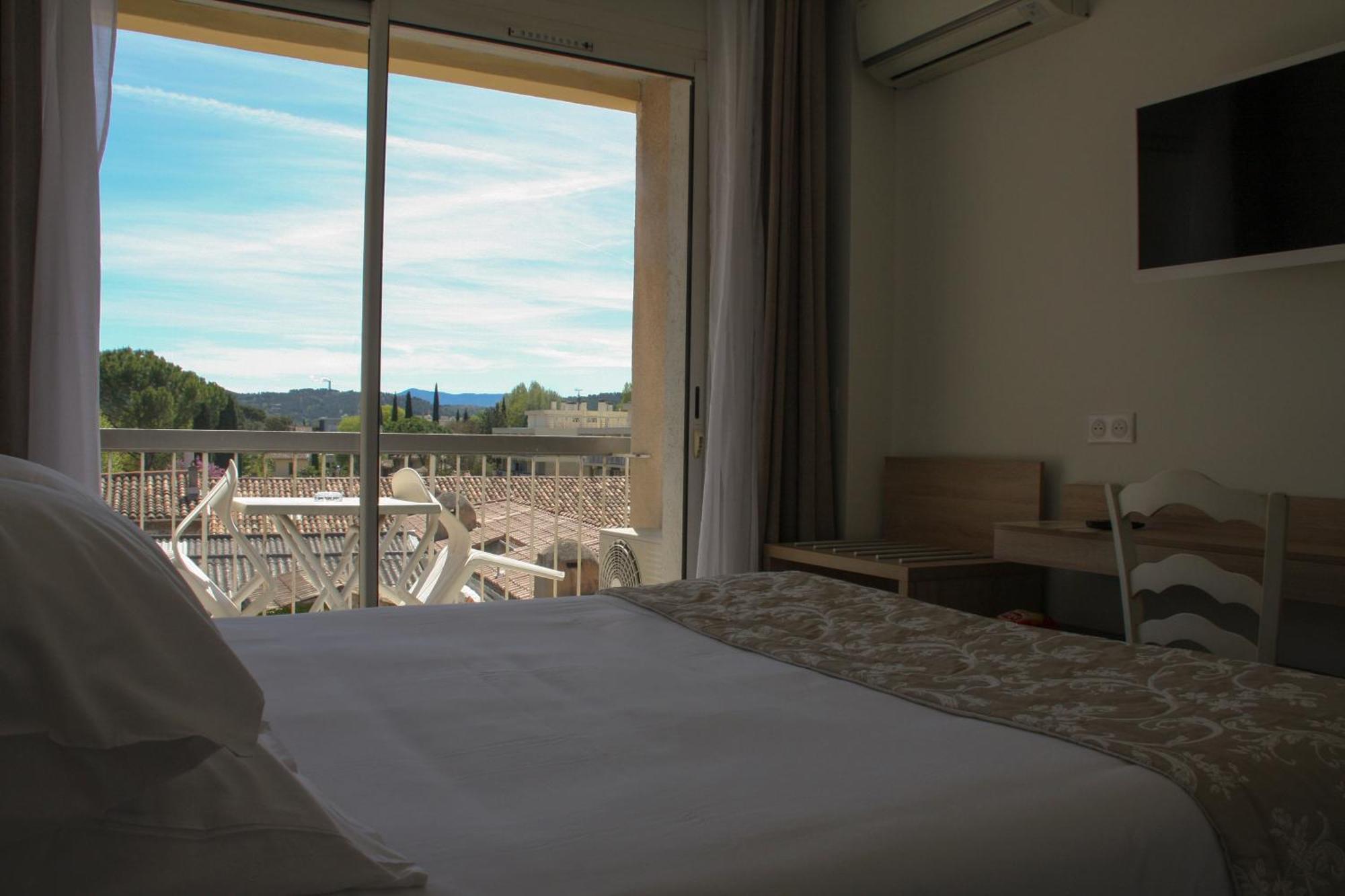 Standard Double Room Courtyard Side