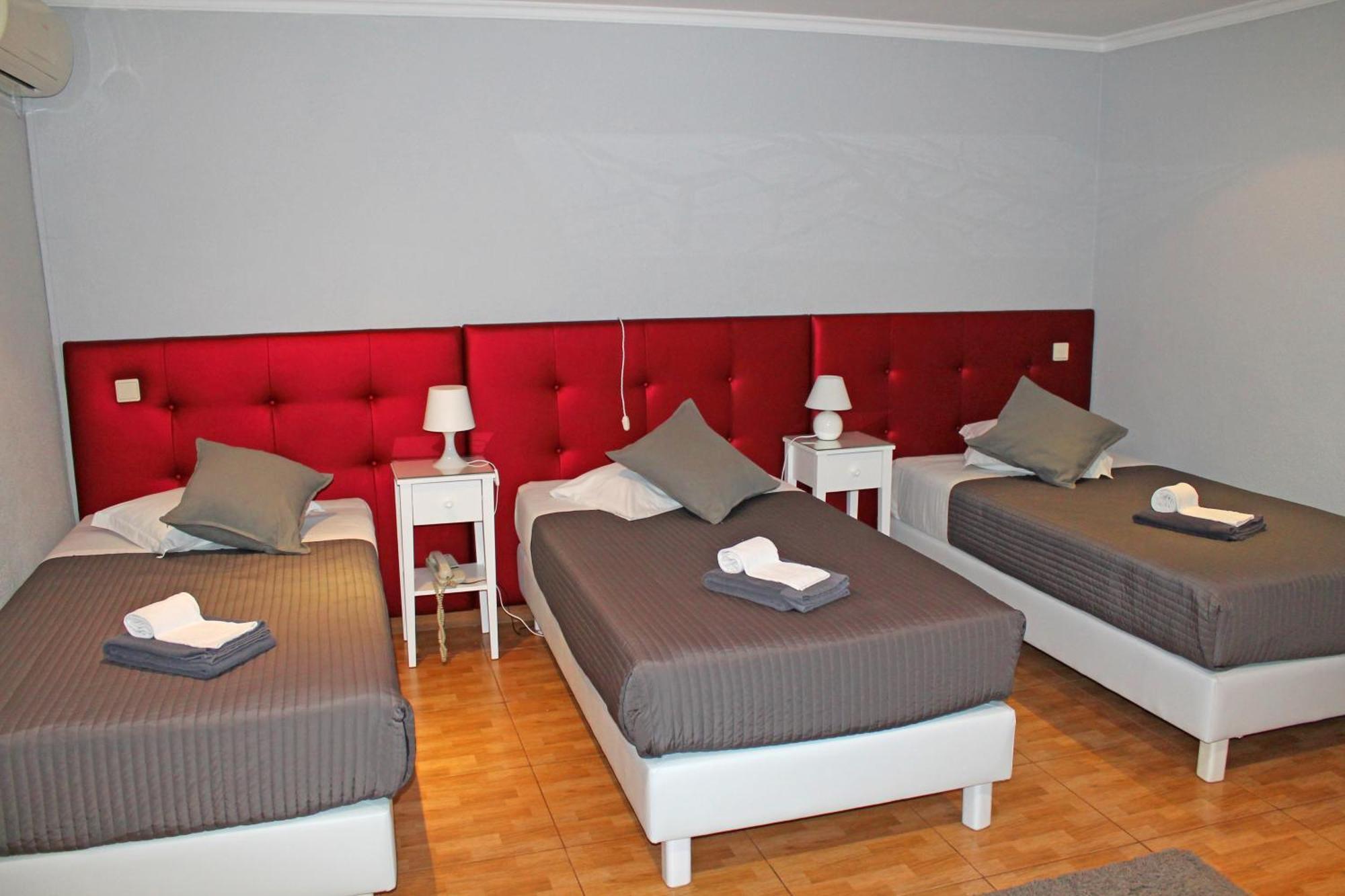Triple Room,700804372:JPEG