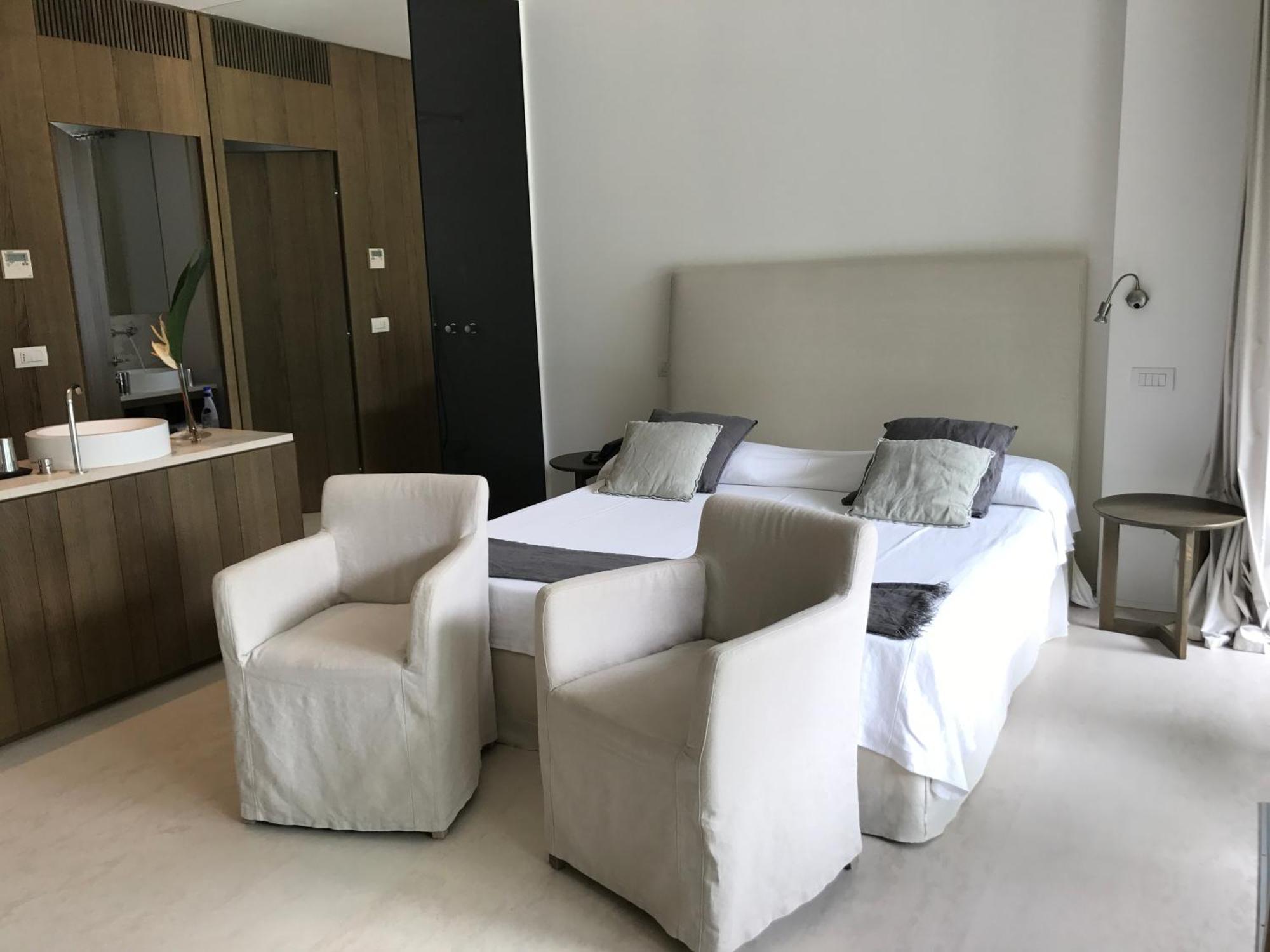 Family Suite,400562073:JPEG