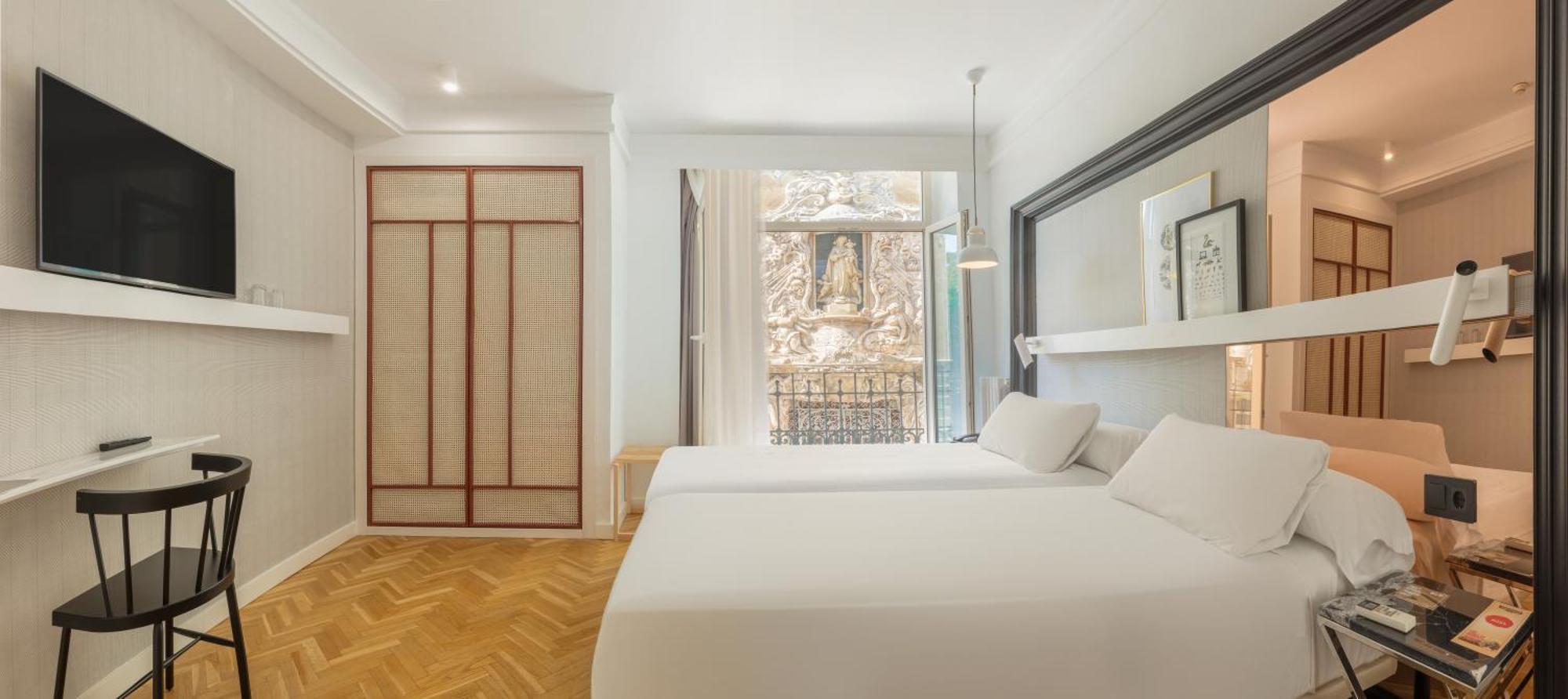 Double Room Palace views