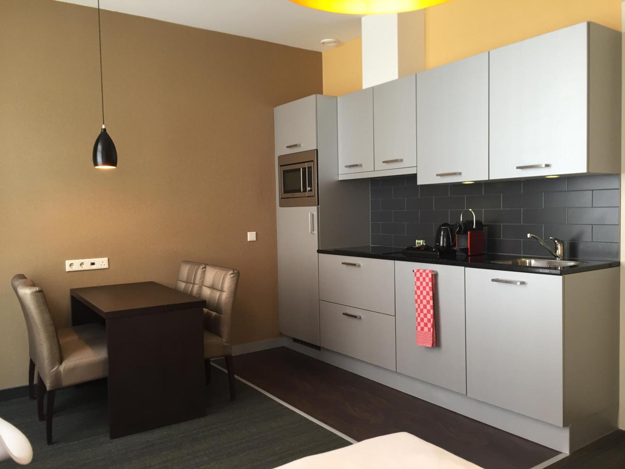 Deluxe Apartment