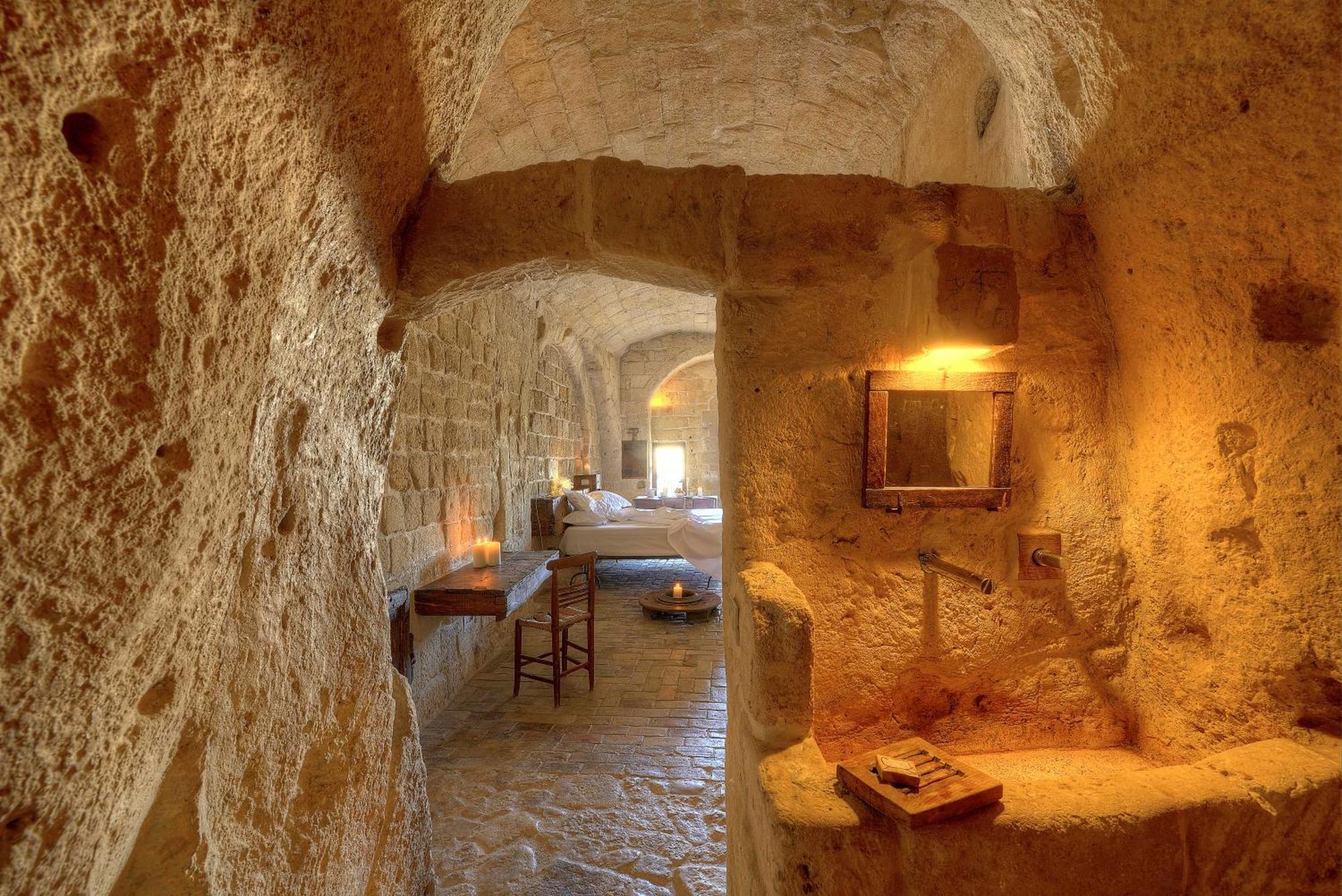 Superior Room Cave