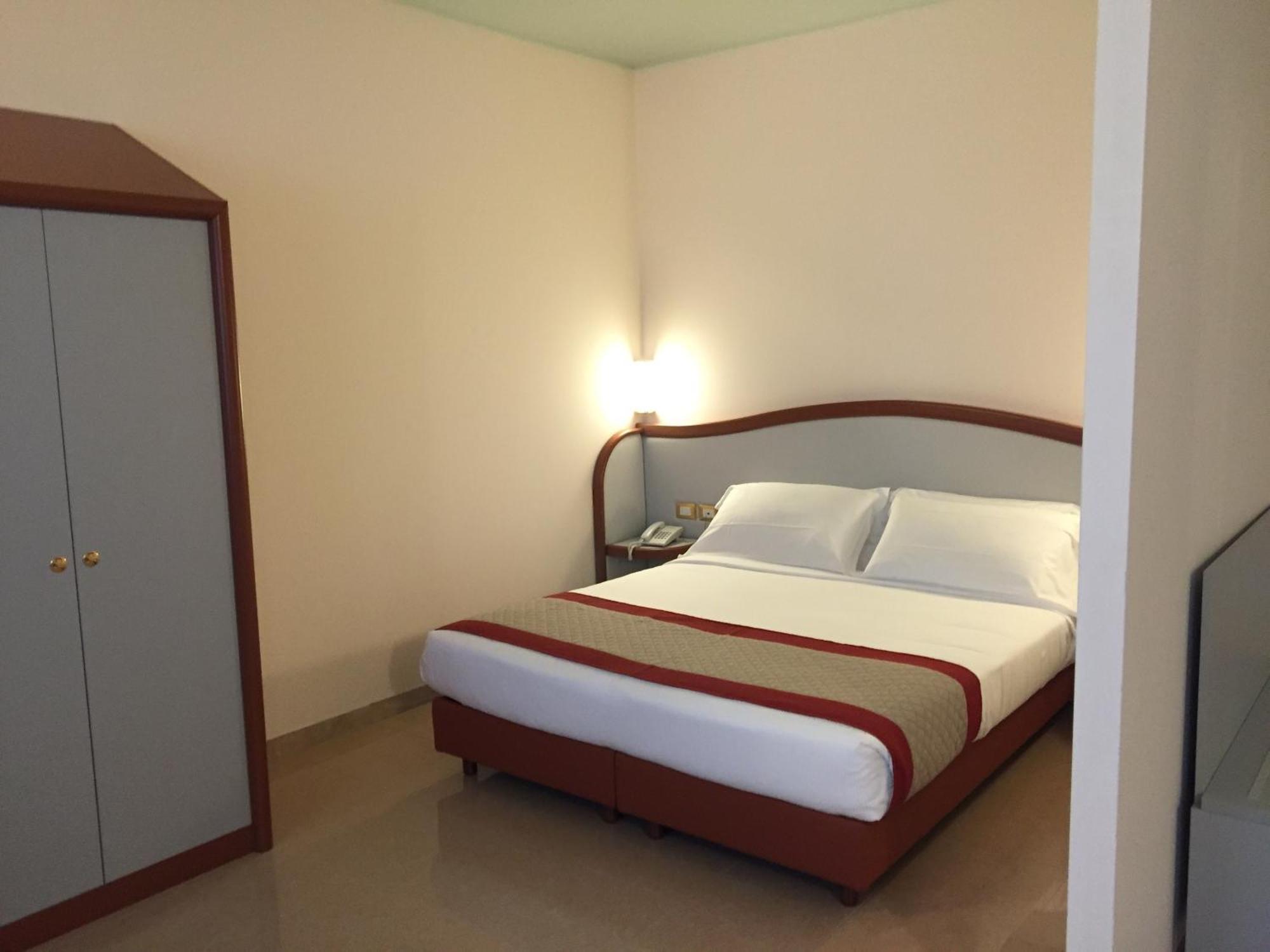 Double or Twin Room Balcony