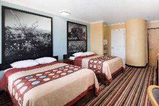 Double Room with Two Double Beds - Smoking