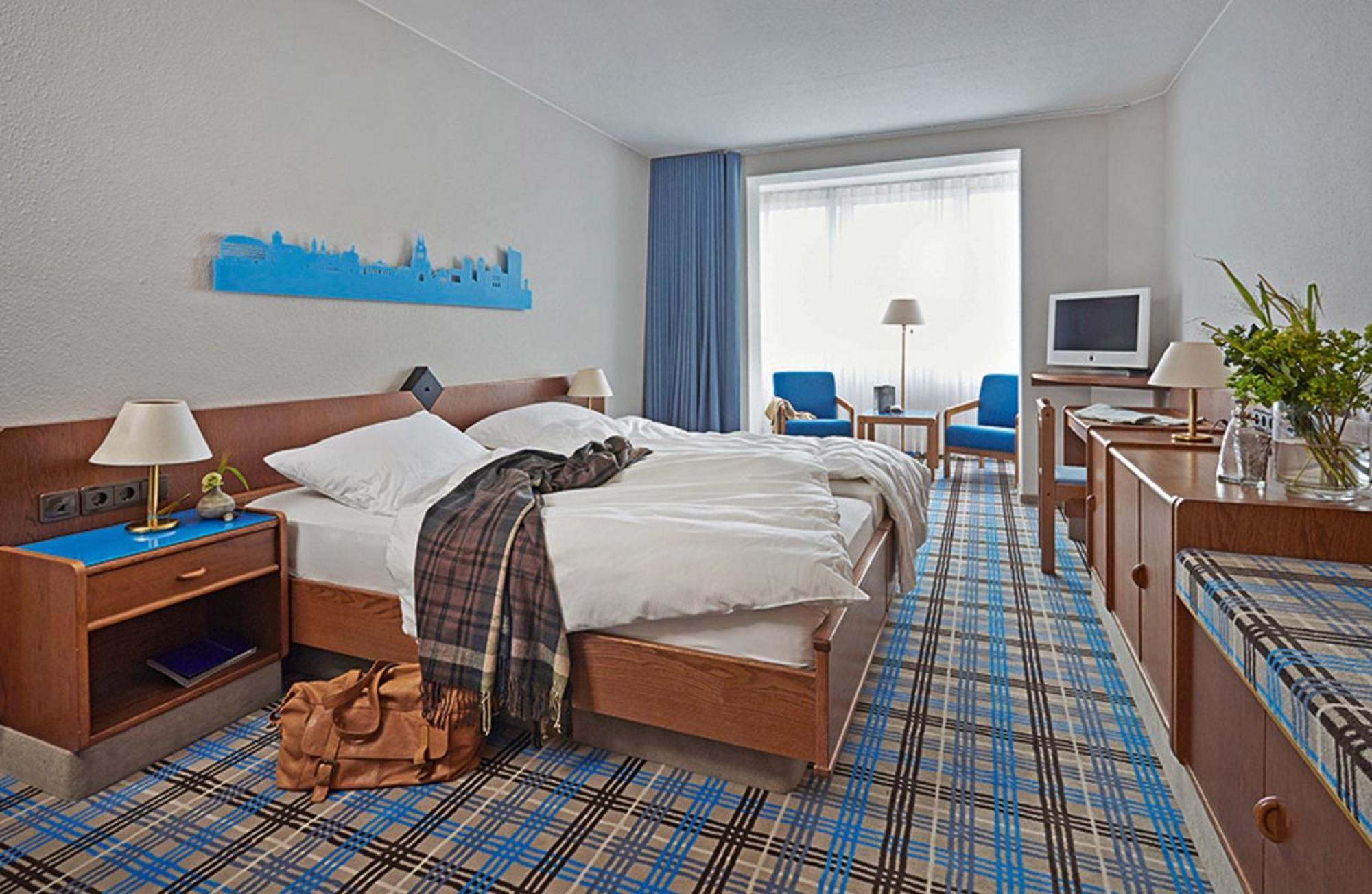 Standard Single Room,1219167832:JPEG