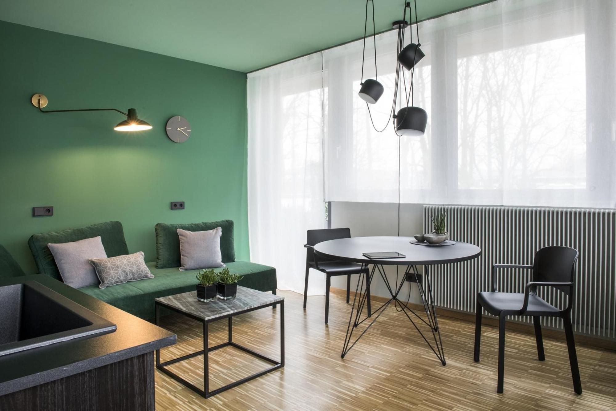 One-Bedroom Suite