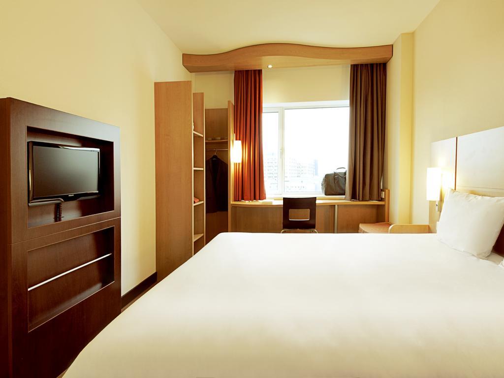 Standard Double Room,69408935:JPEG