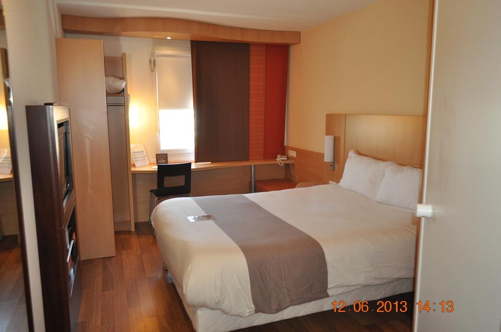 Standard Double Room,64564639:JPEG