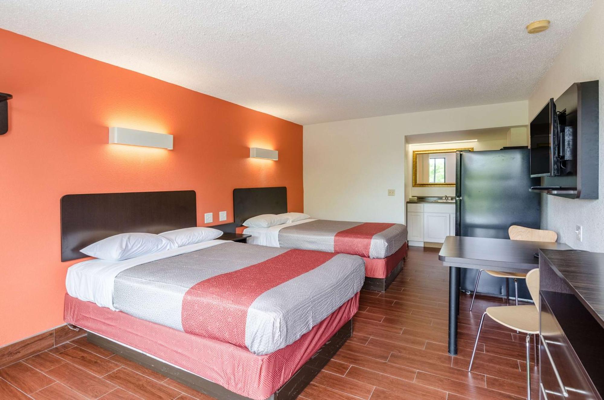 Quadruple Room Non-Smoking