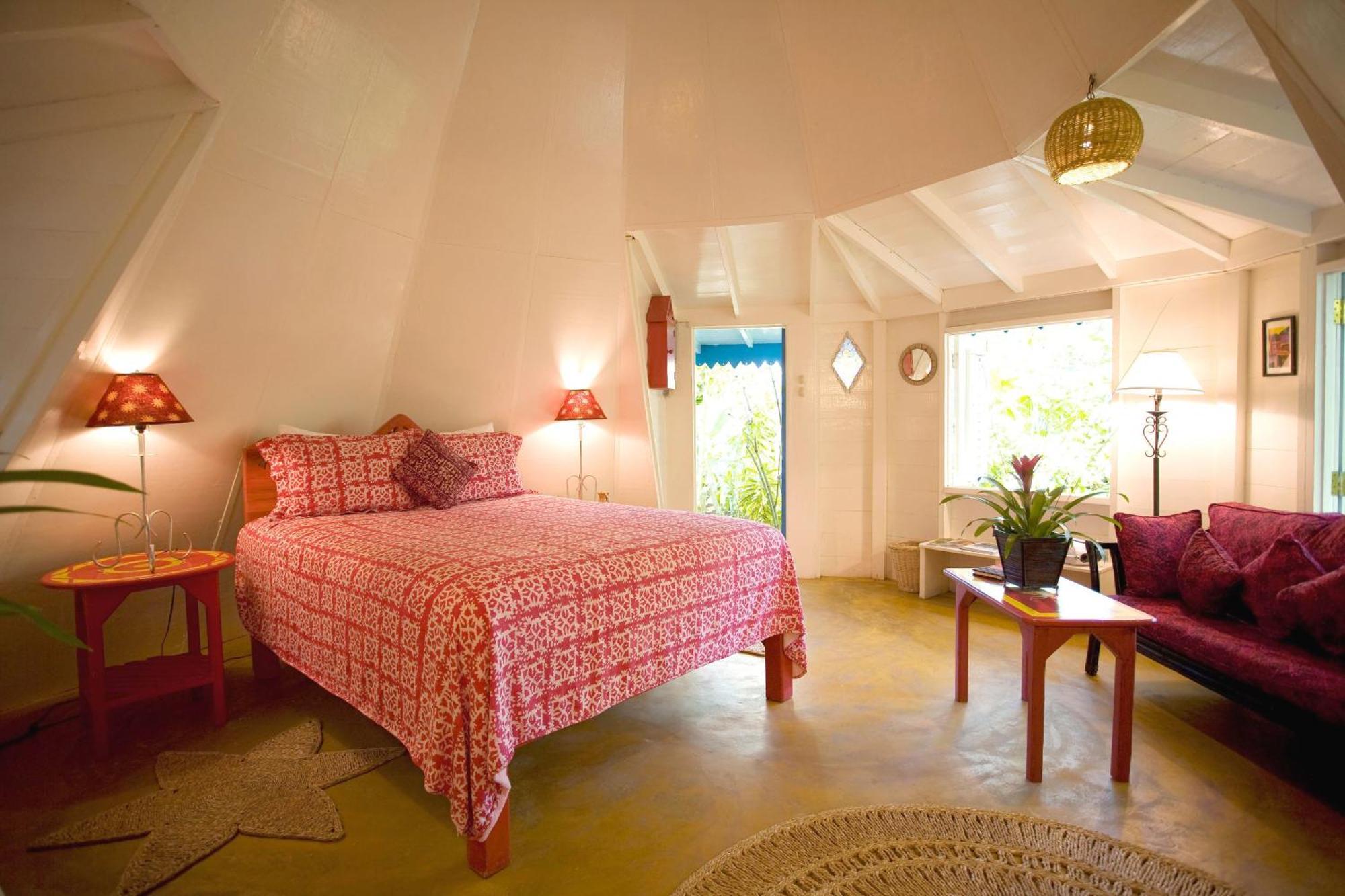 One-Bedroom Garden View Cottage