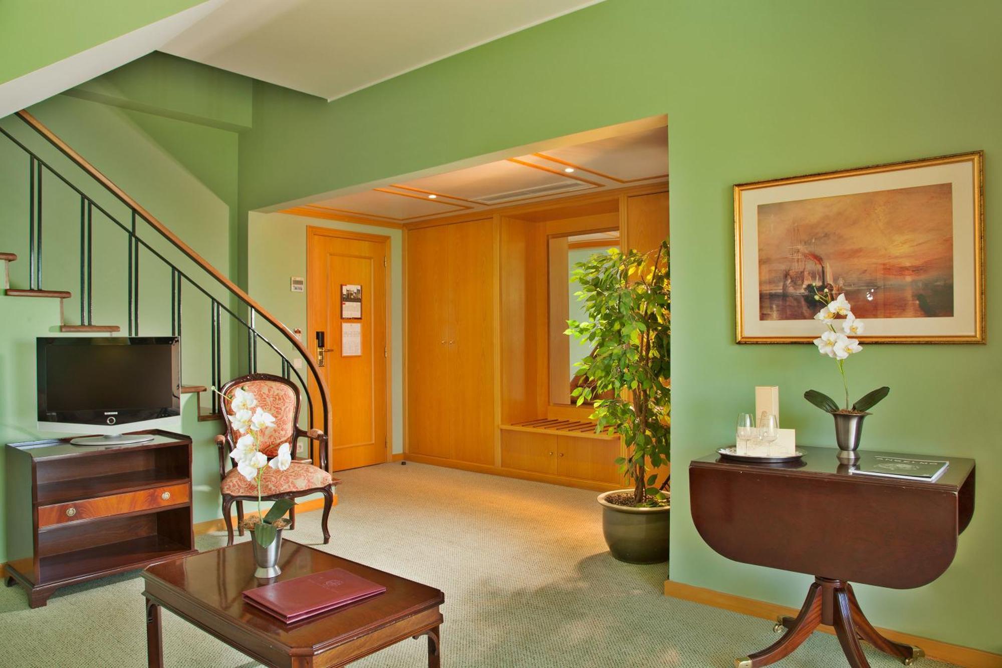 Duplex Suite,703797088:JPEG