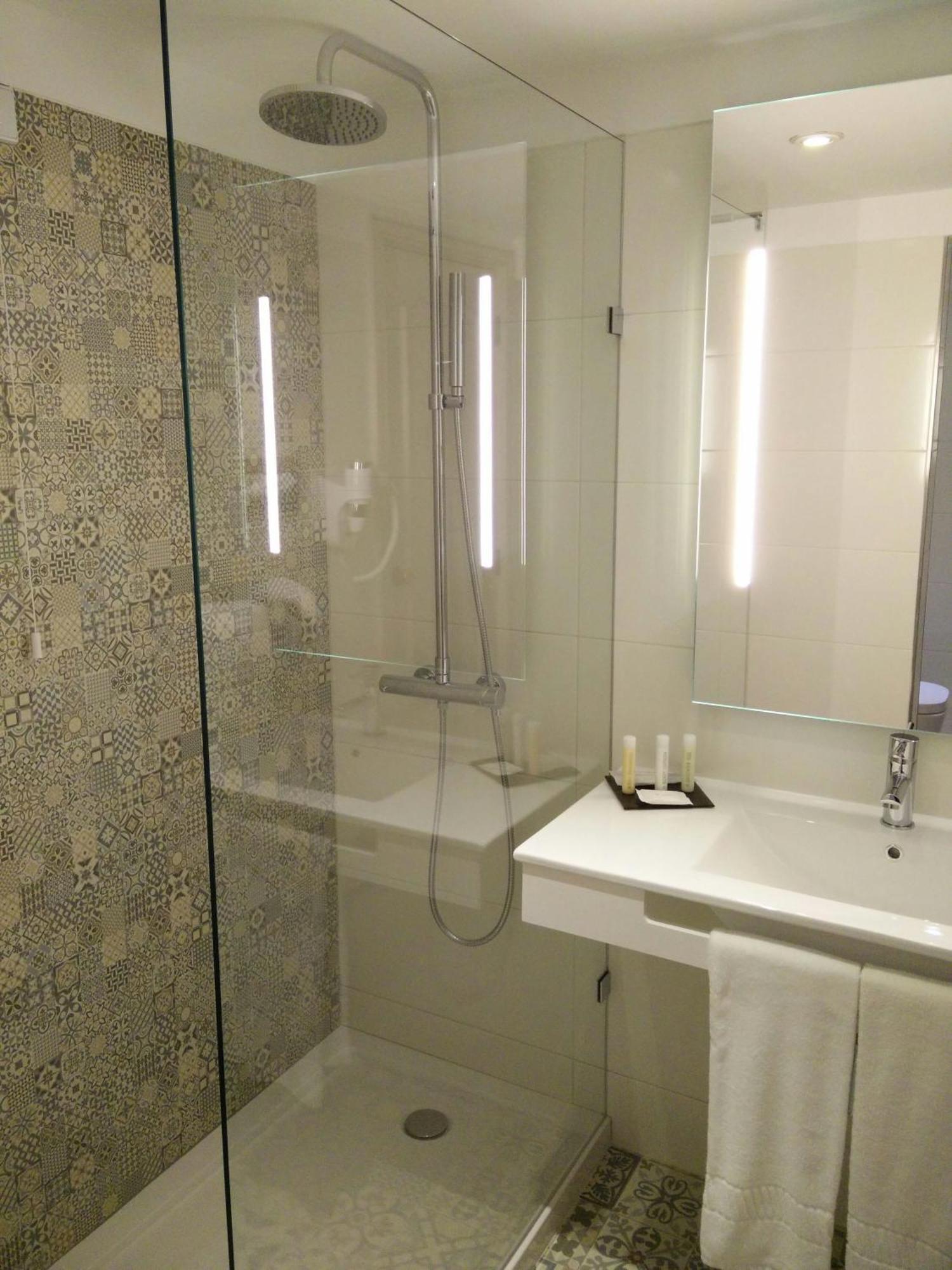Superior Double Room,703841365:JPEG