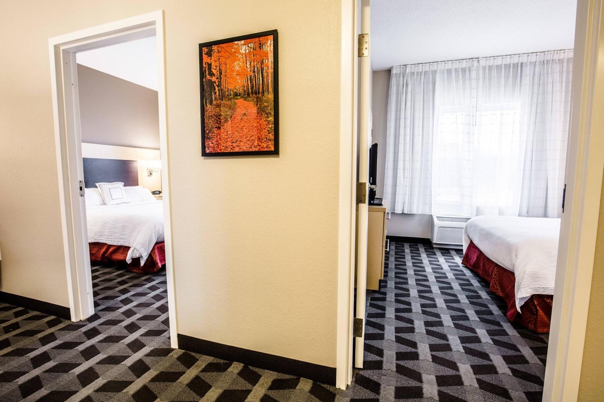 Family Suite 2 Bedroom 2 room Suite,704003134:JPEG