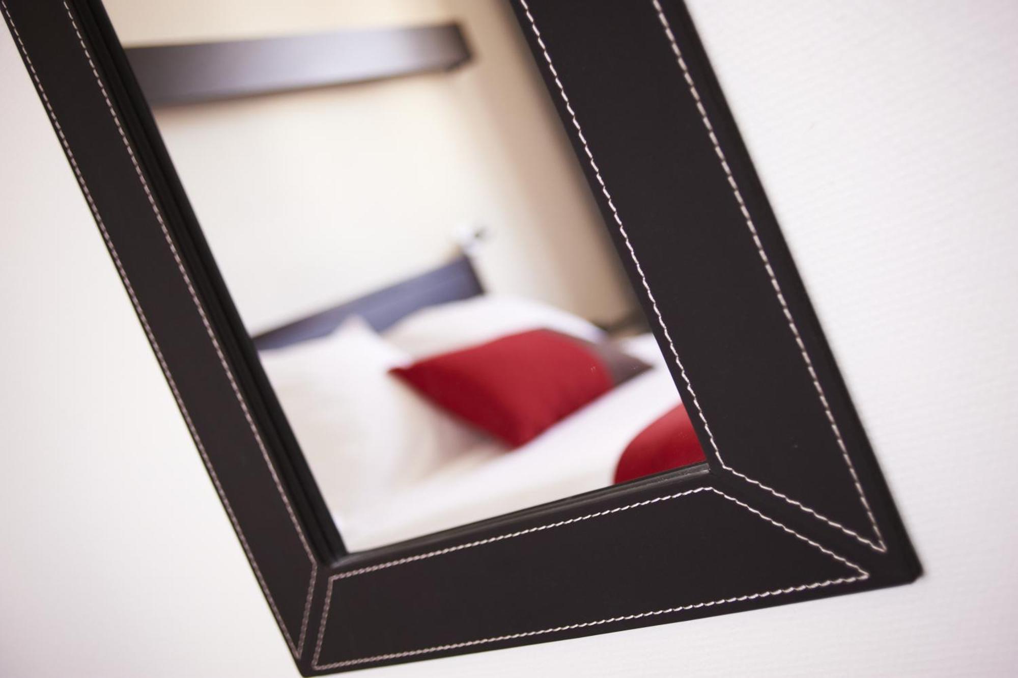 Triple Room,515643846:JPEG
