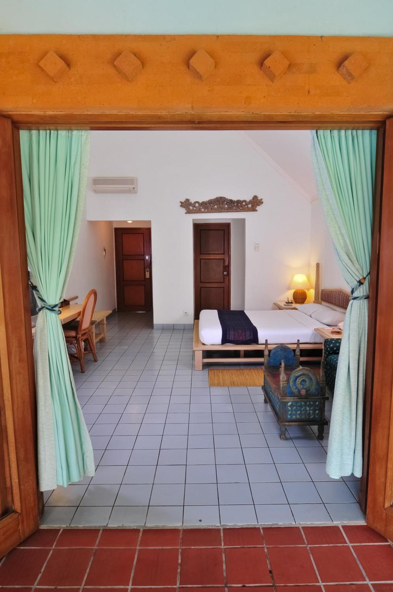 Deluxe Double or Twin Room Pool Access,1718765035:JPEG