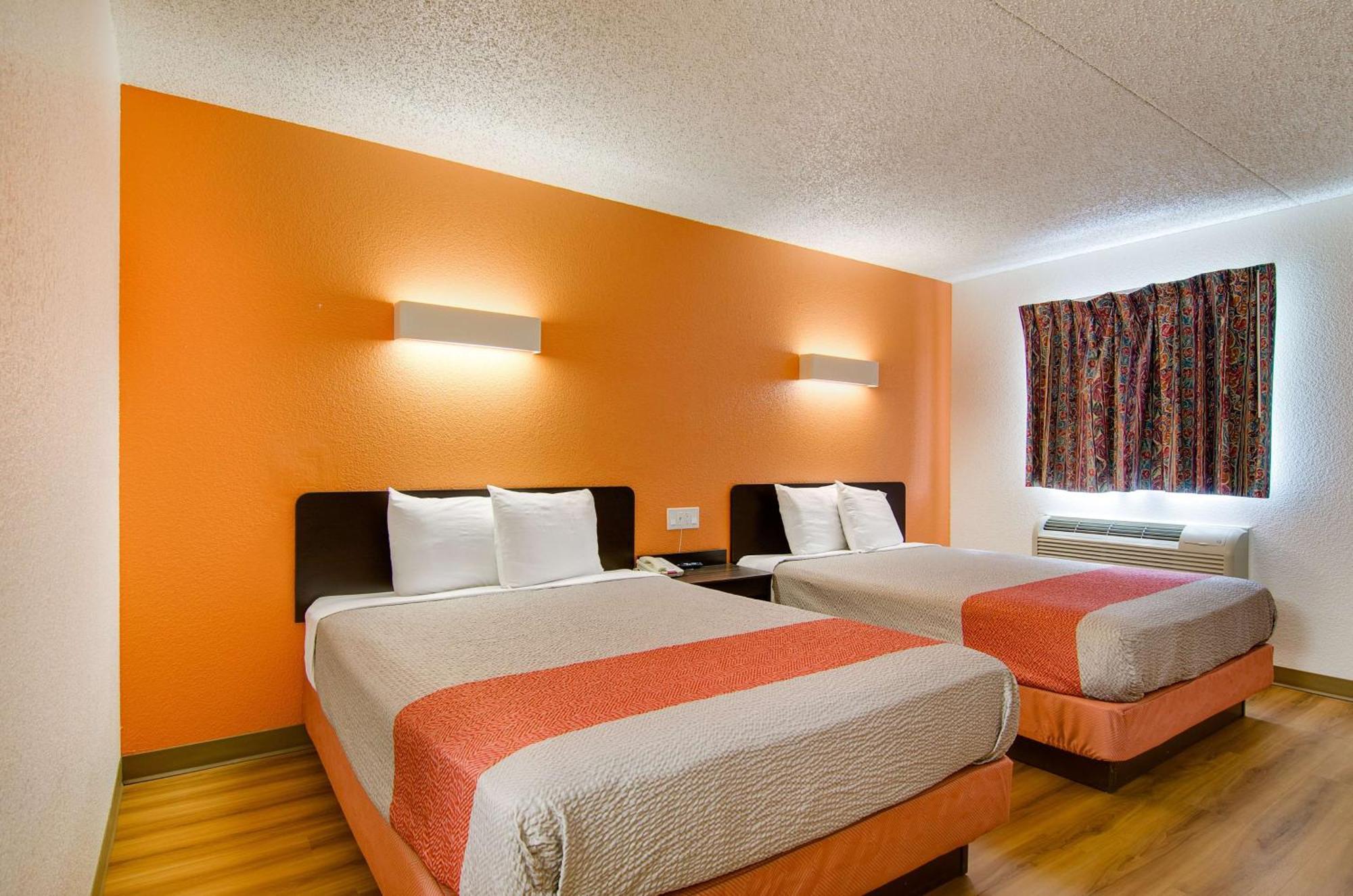 Quadruple Room Non-Smoking