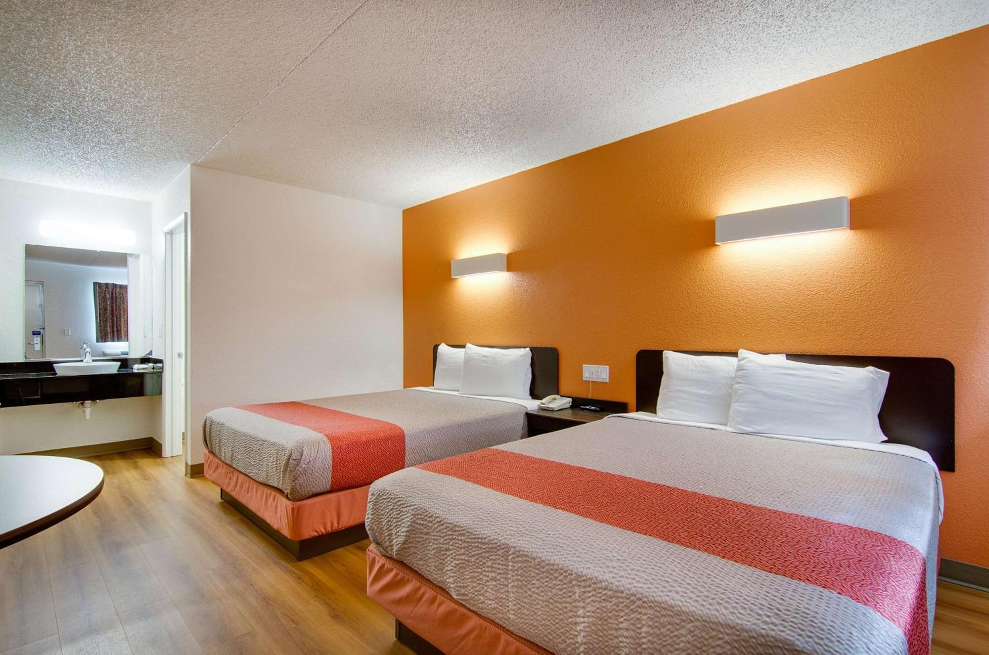Quadruple Room Non-Smoking