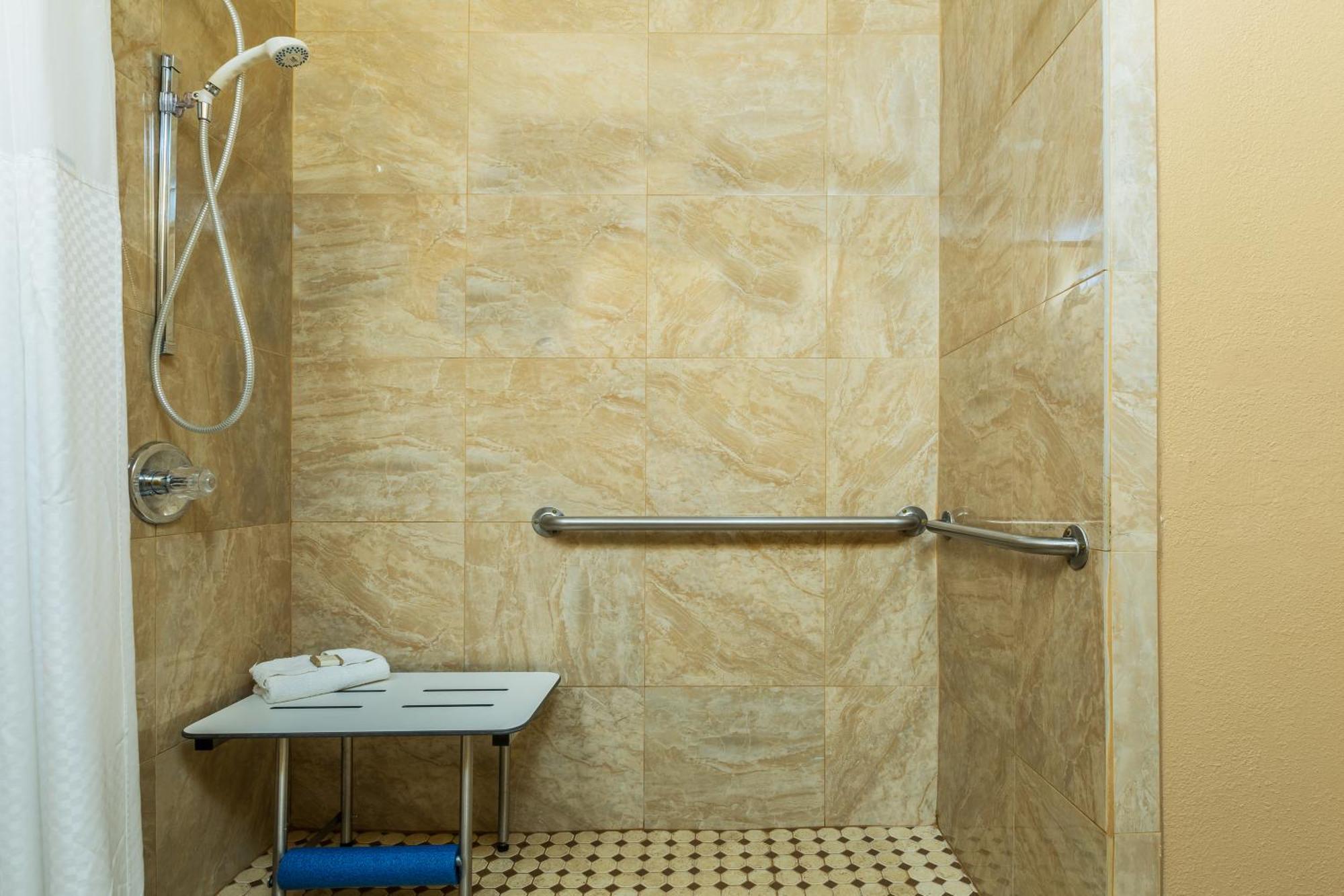 King Room Roll Shower Mobility Access or Non-Smoking