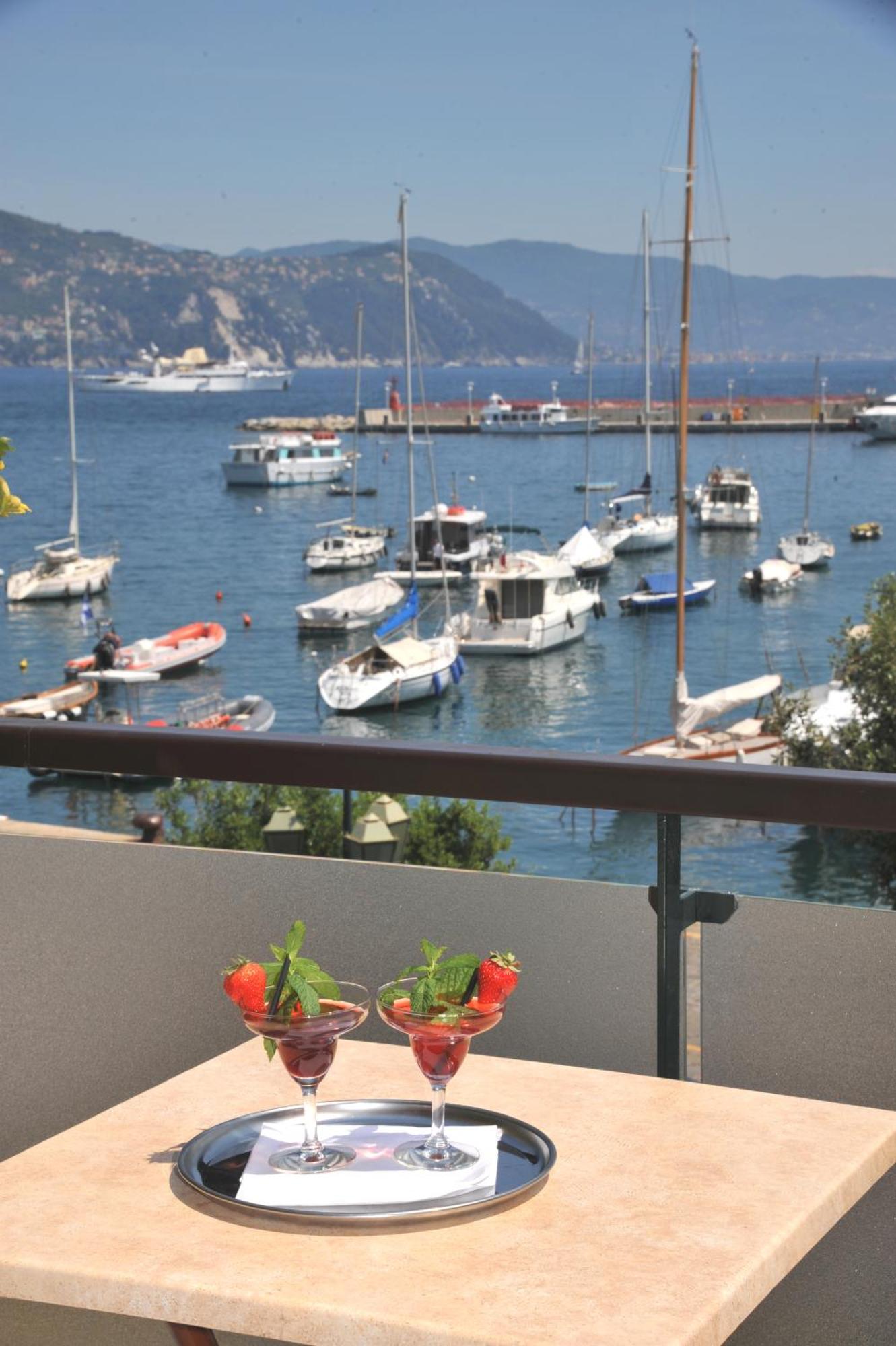 Double or Twin Room Balcony Sea View
