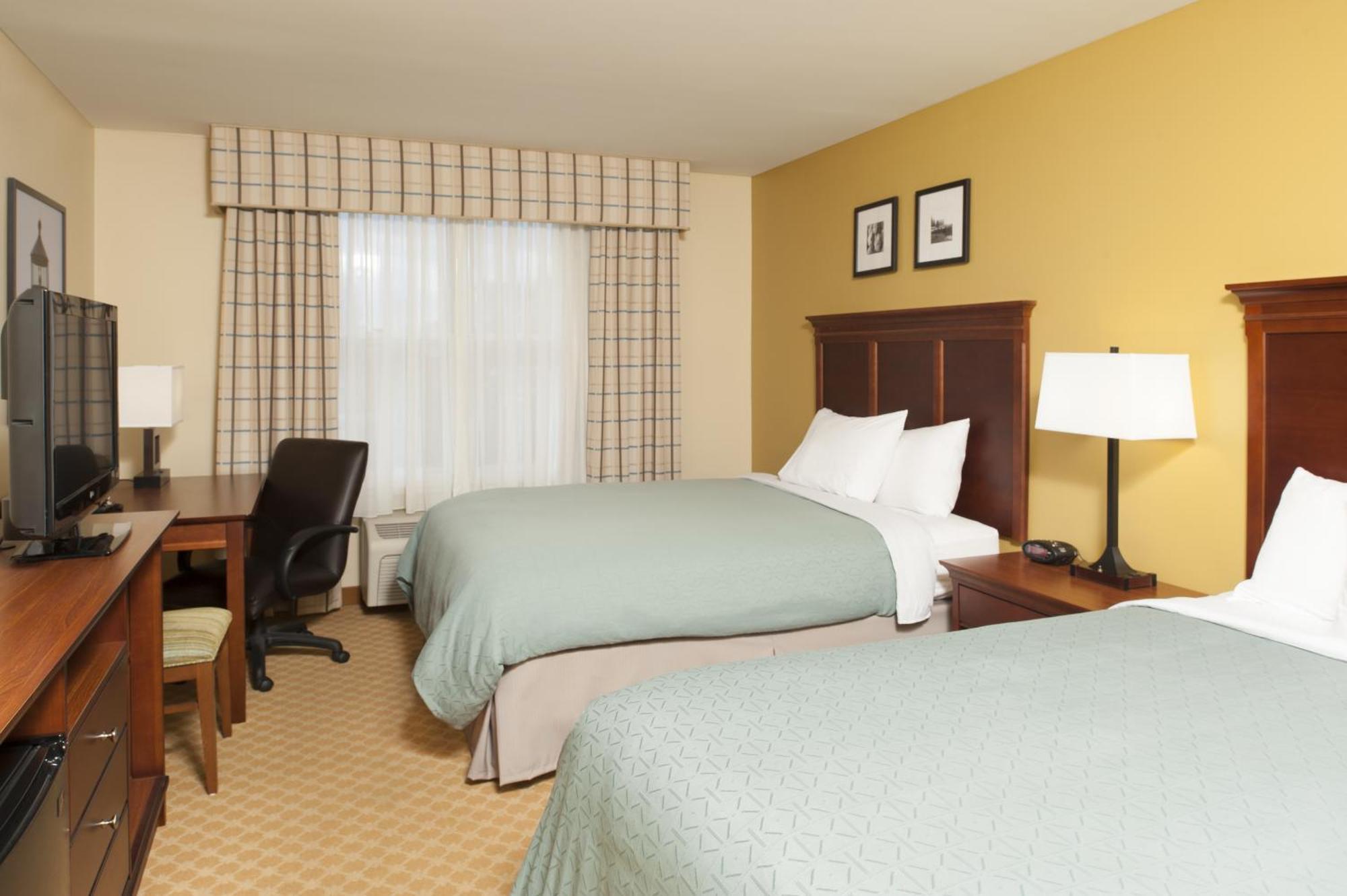 Queen Room Two Queen Beds