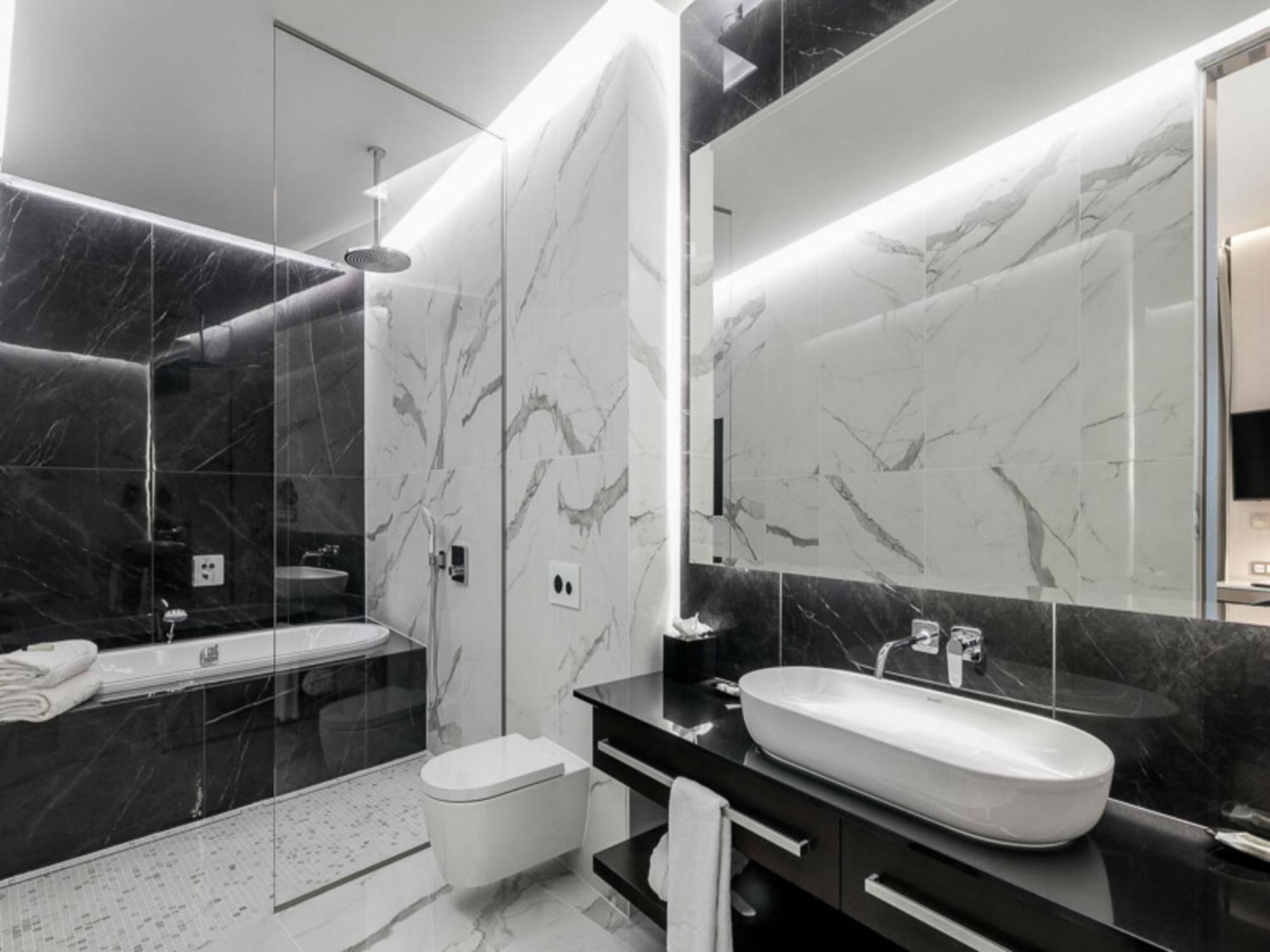 King David Suite Lounge Spa Access