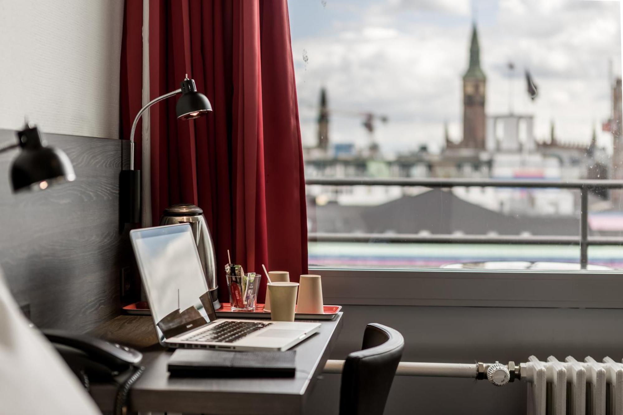 Classic Queen Room
