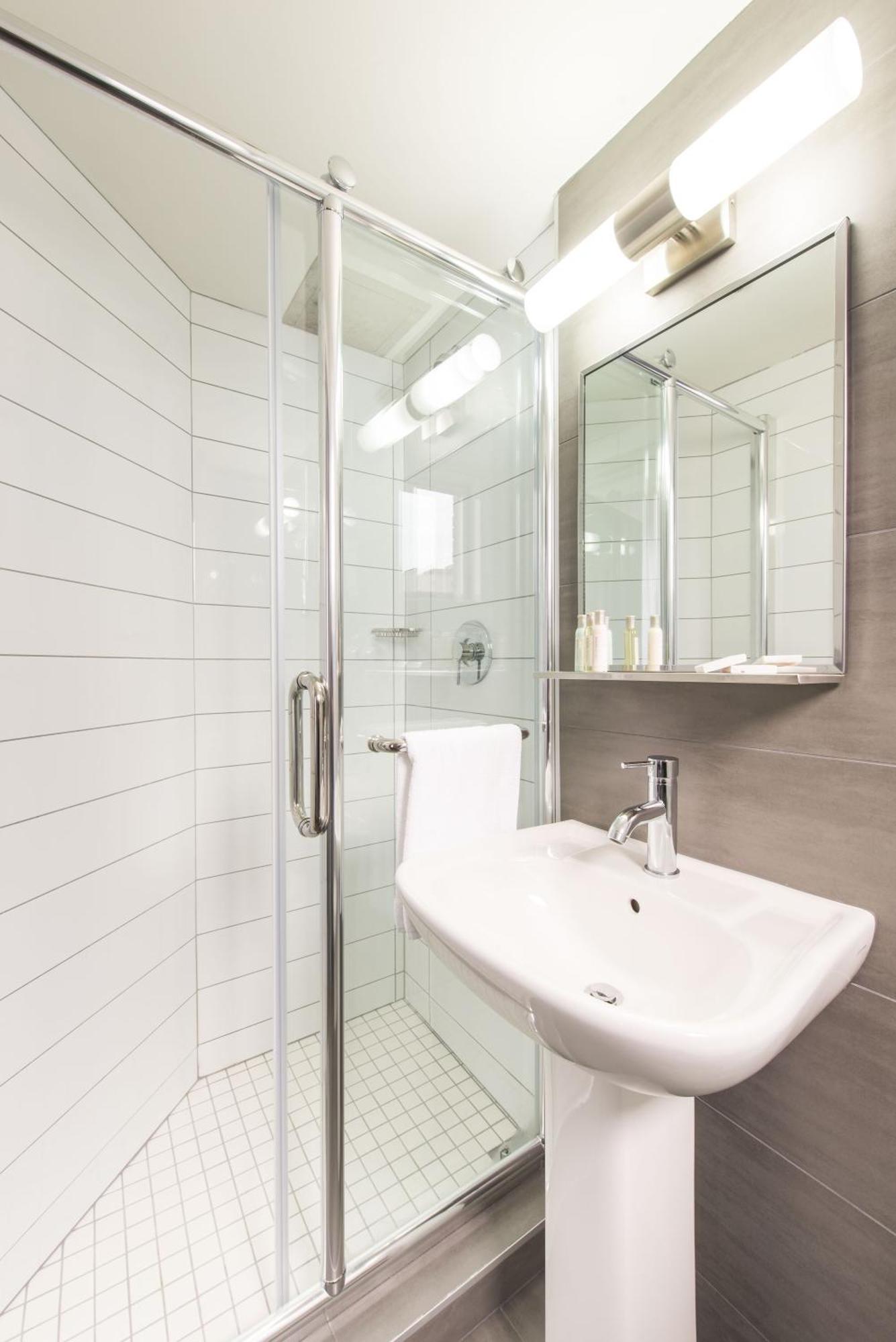 Triple Room Three Single Beds Non-Smoking