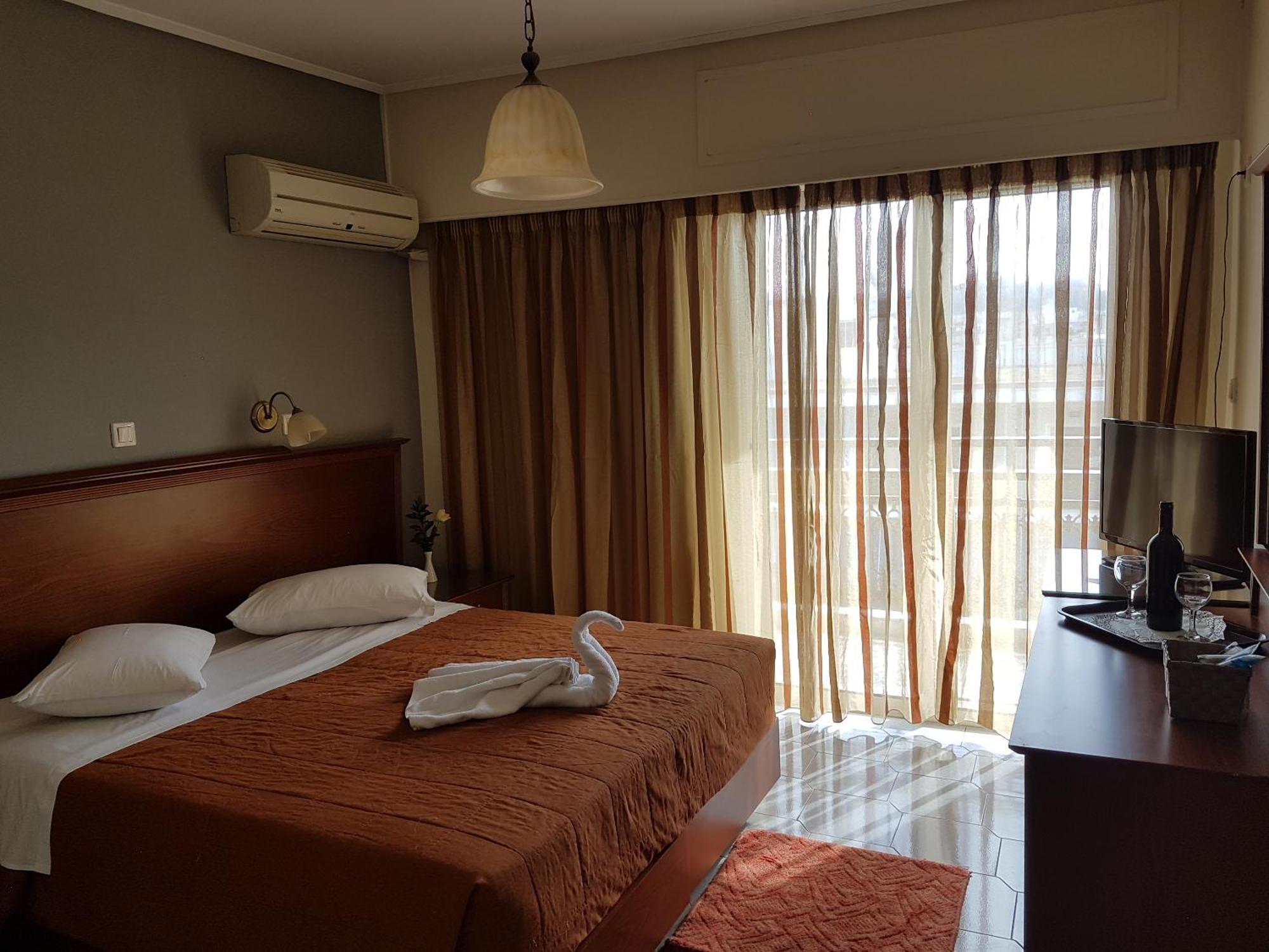 Single Room,706835386:JPEG