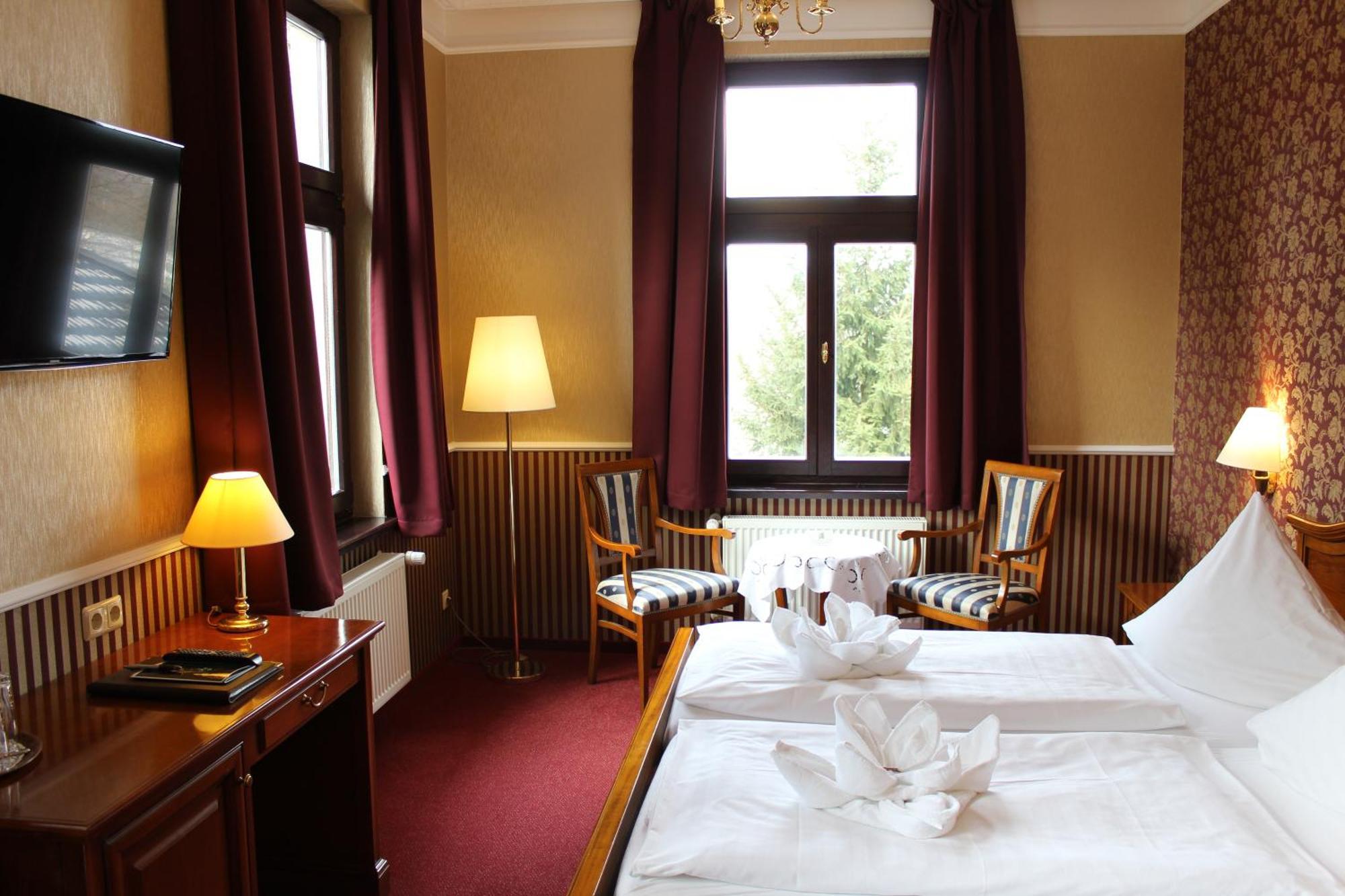 Double Room,706976248:JPEG