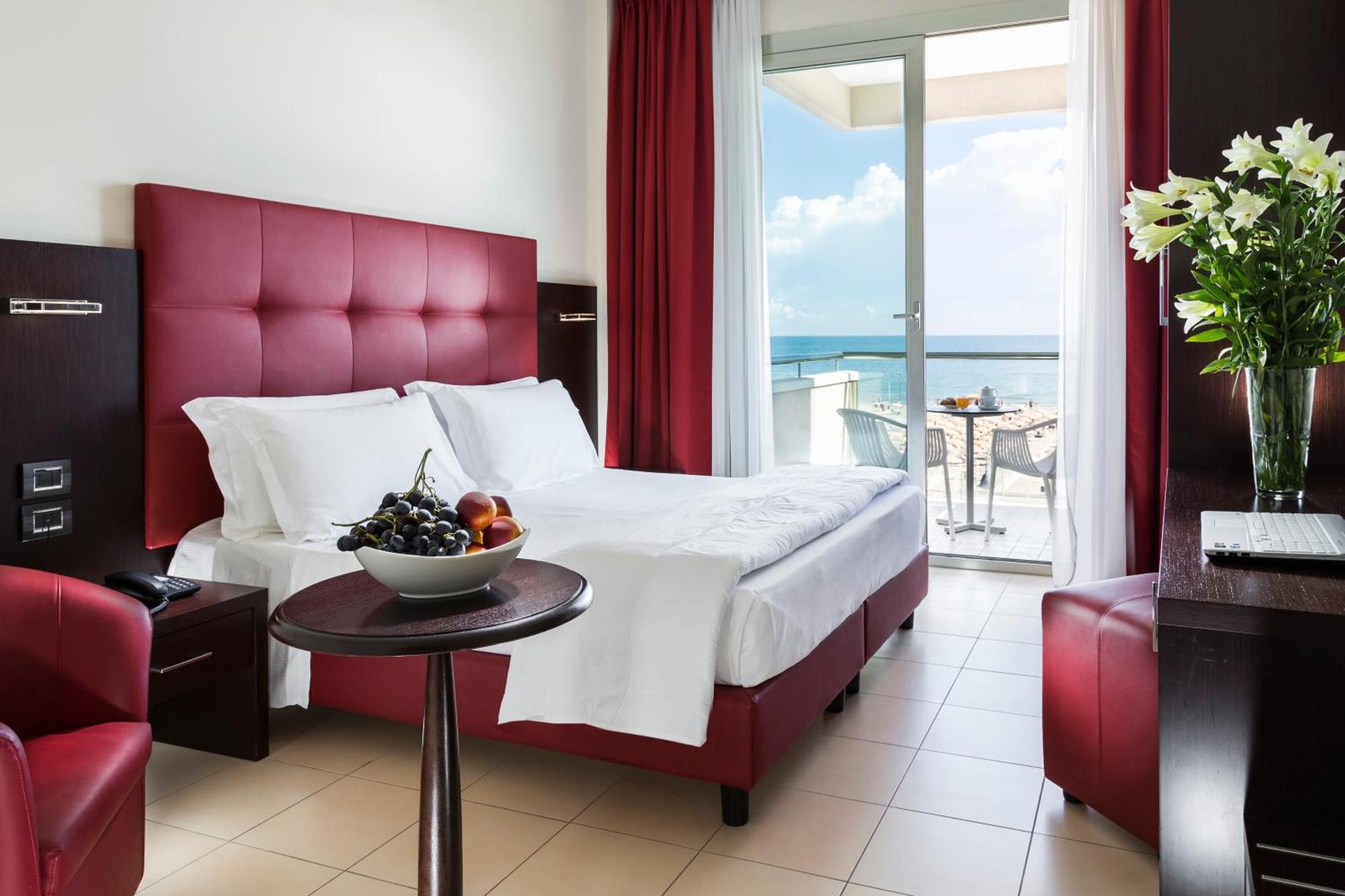 Superior Double Room Sea View Spa Access