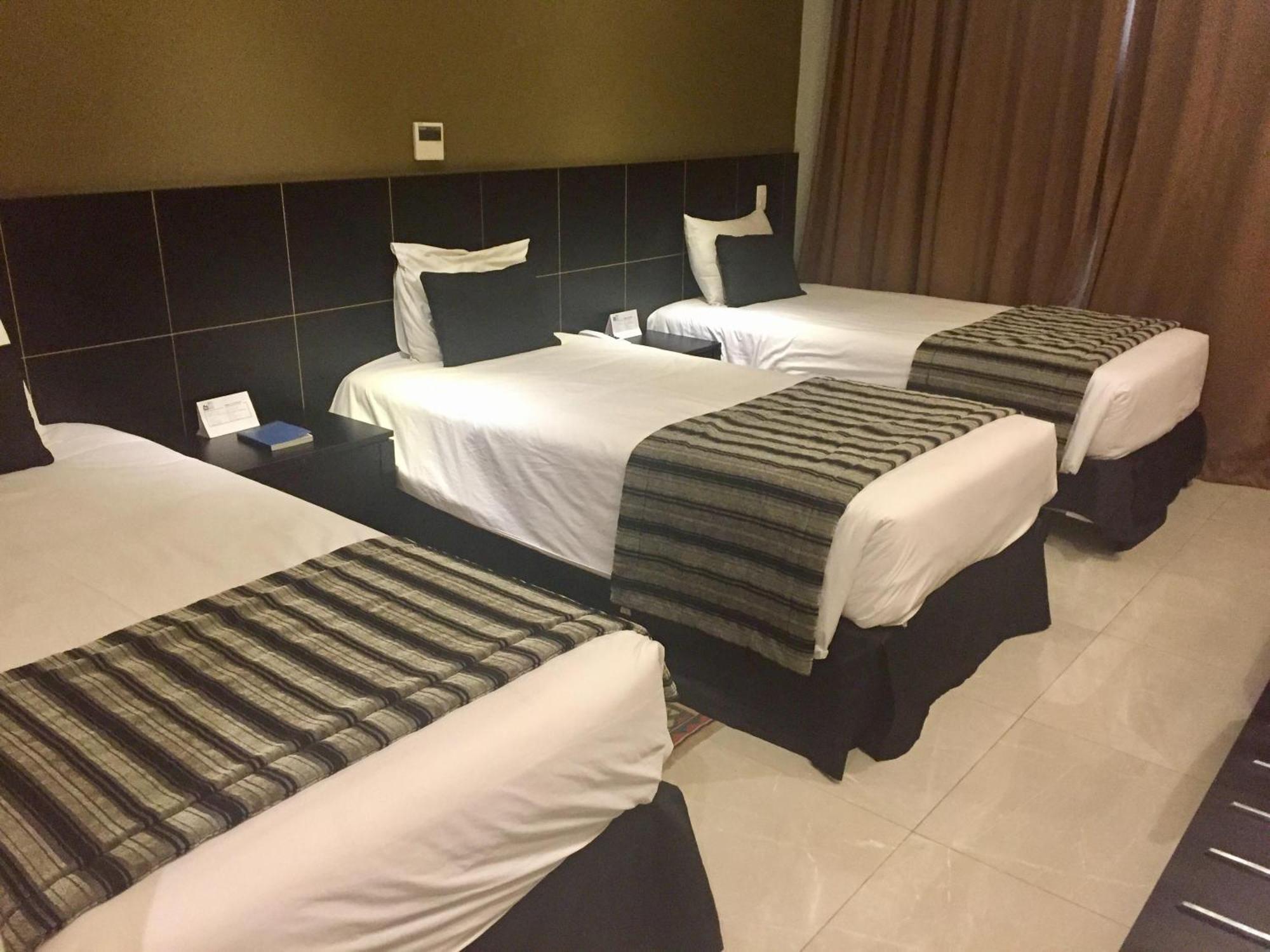 Luxury Triple Room,707021683:JPEG