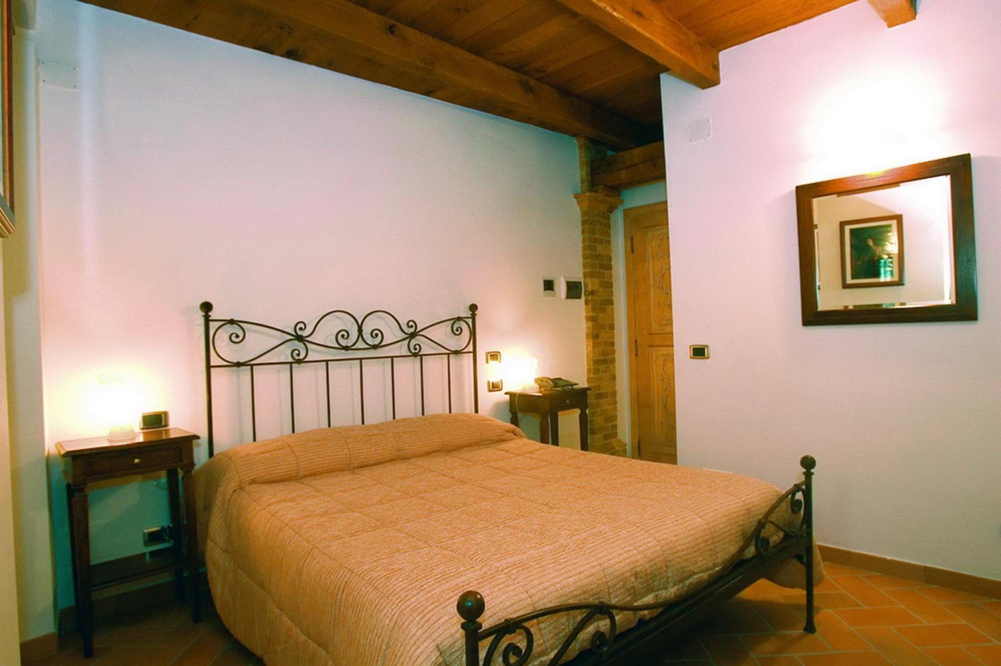 Double Room,114321068:JPEG