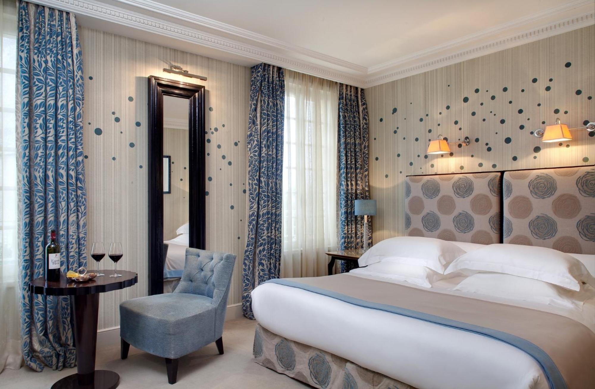 Deluxe Room Main House