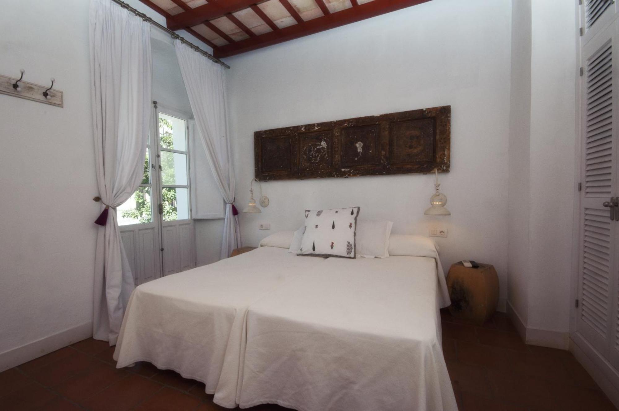 Double or Twin Room,707456461:JPEG