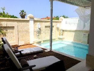 Suite Private Pool,666006699:JPEG