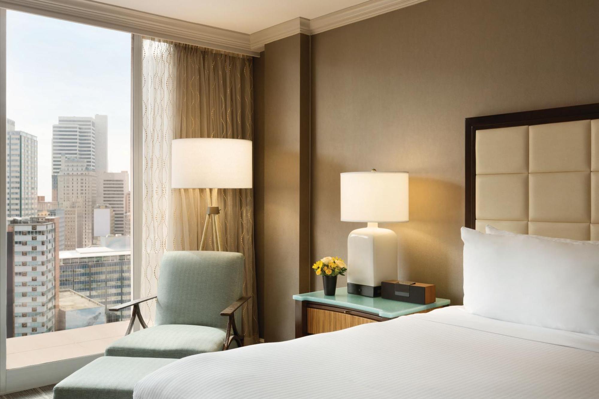 Fairmont Gold King Room with City View,1706827689:JPEG