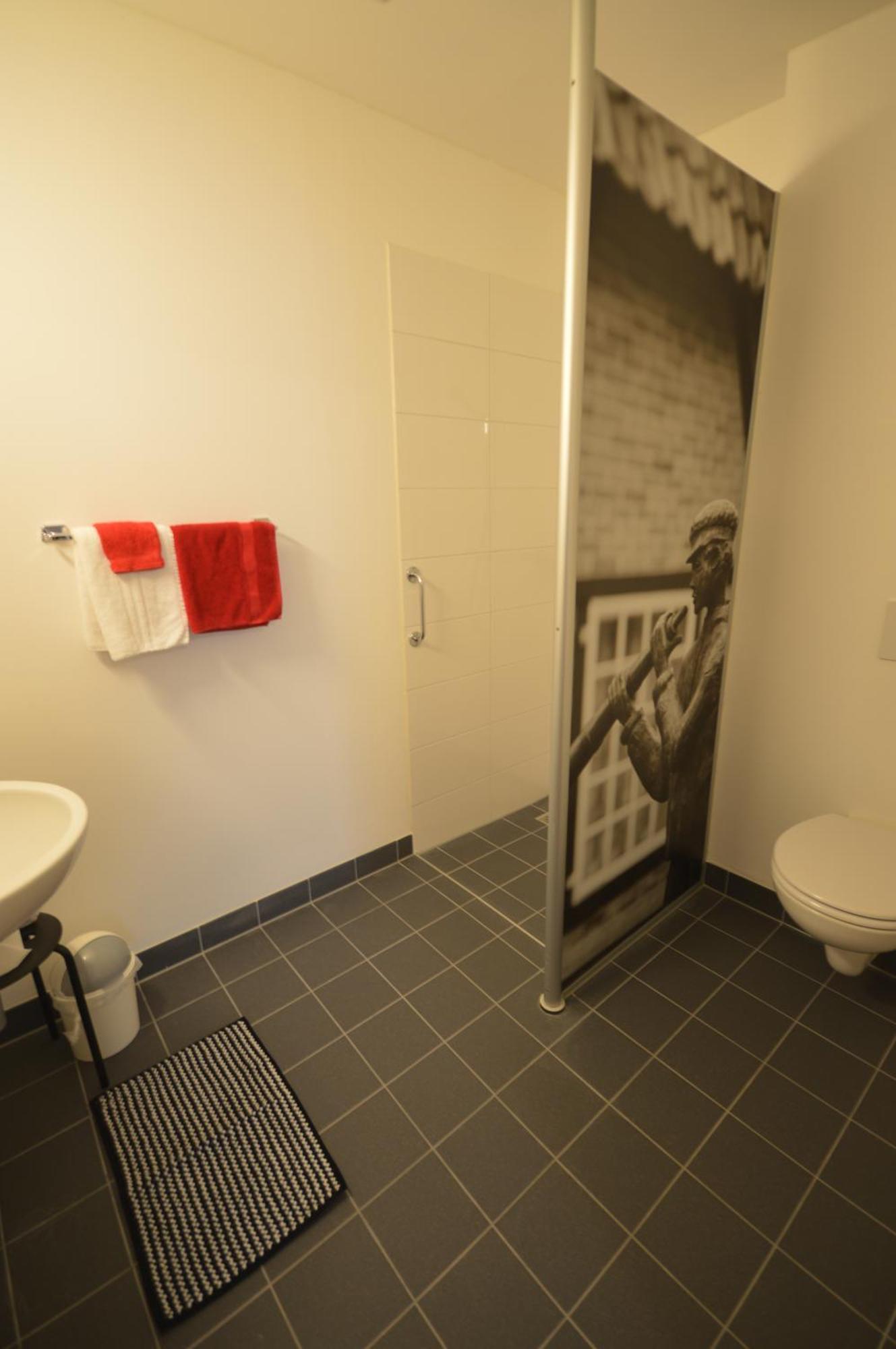 Single Room,707963215:JPEG