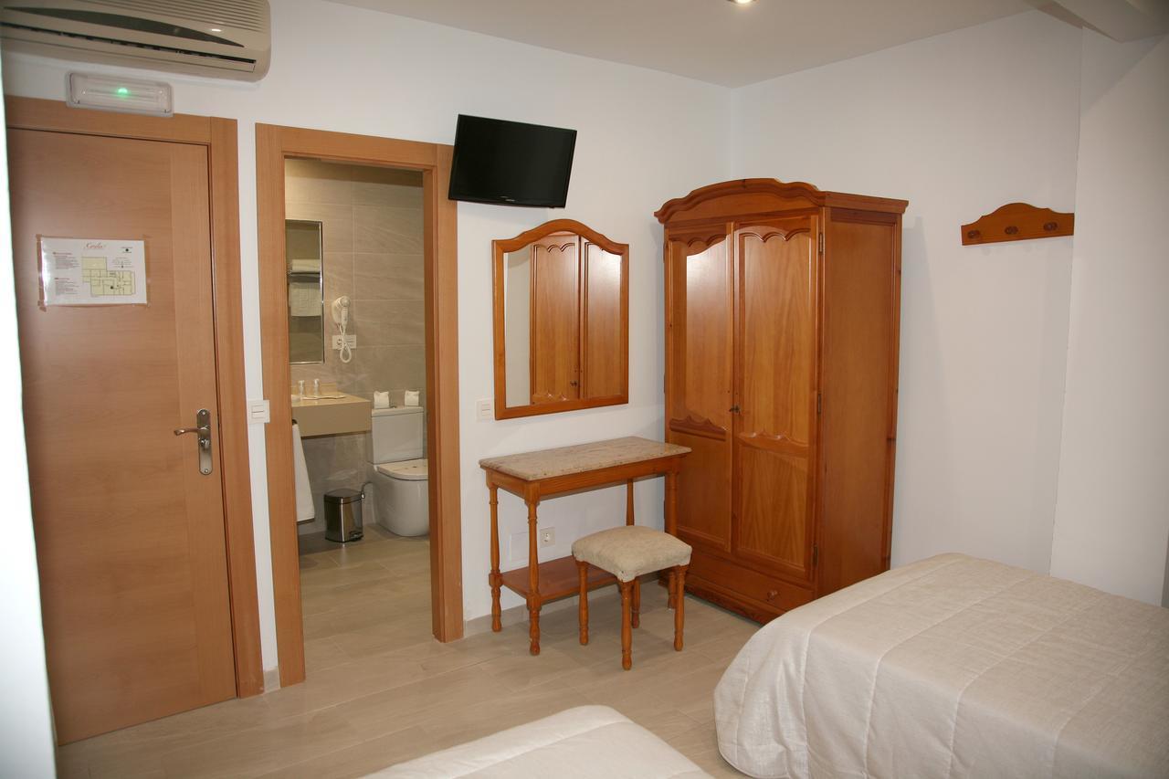 Double Room Private Bathroom,708533116:JPEG