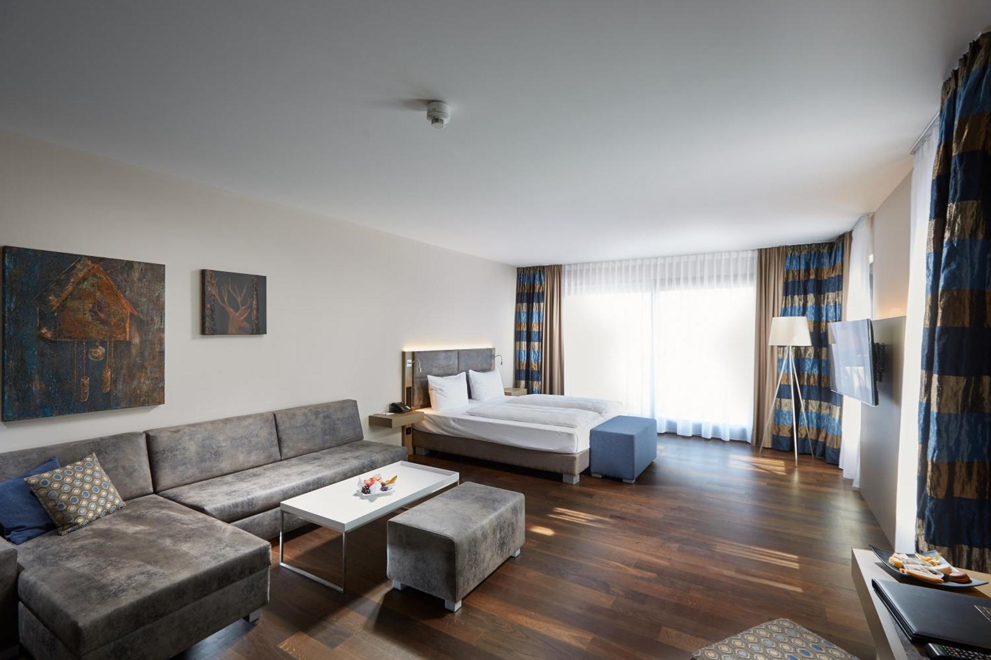 Superior Junior Suite,708683533:JPEG