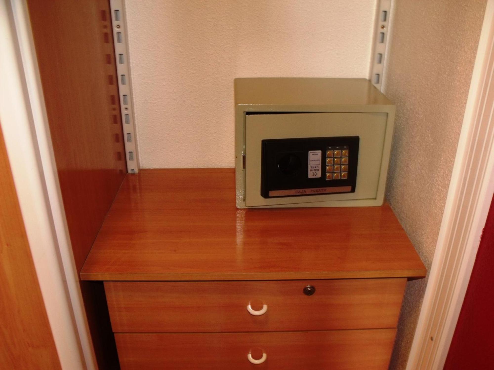 Double Room,708918796:JPEG