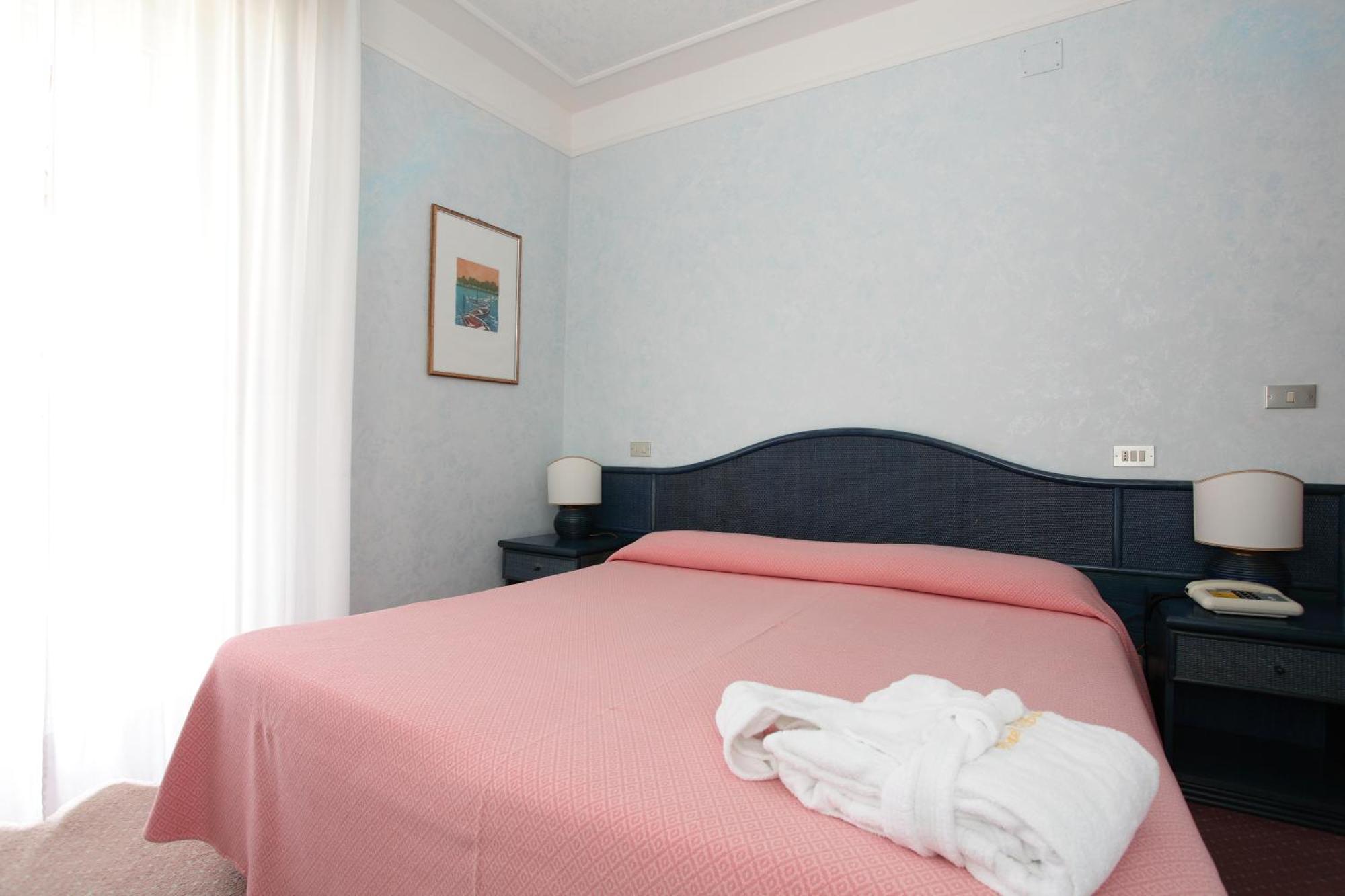 Single Room,1580524569:JPEG