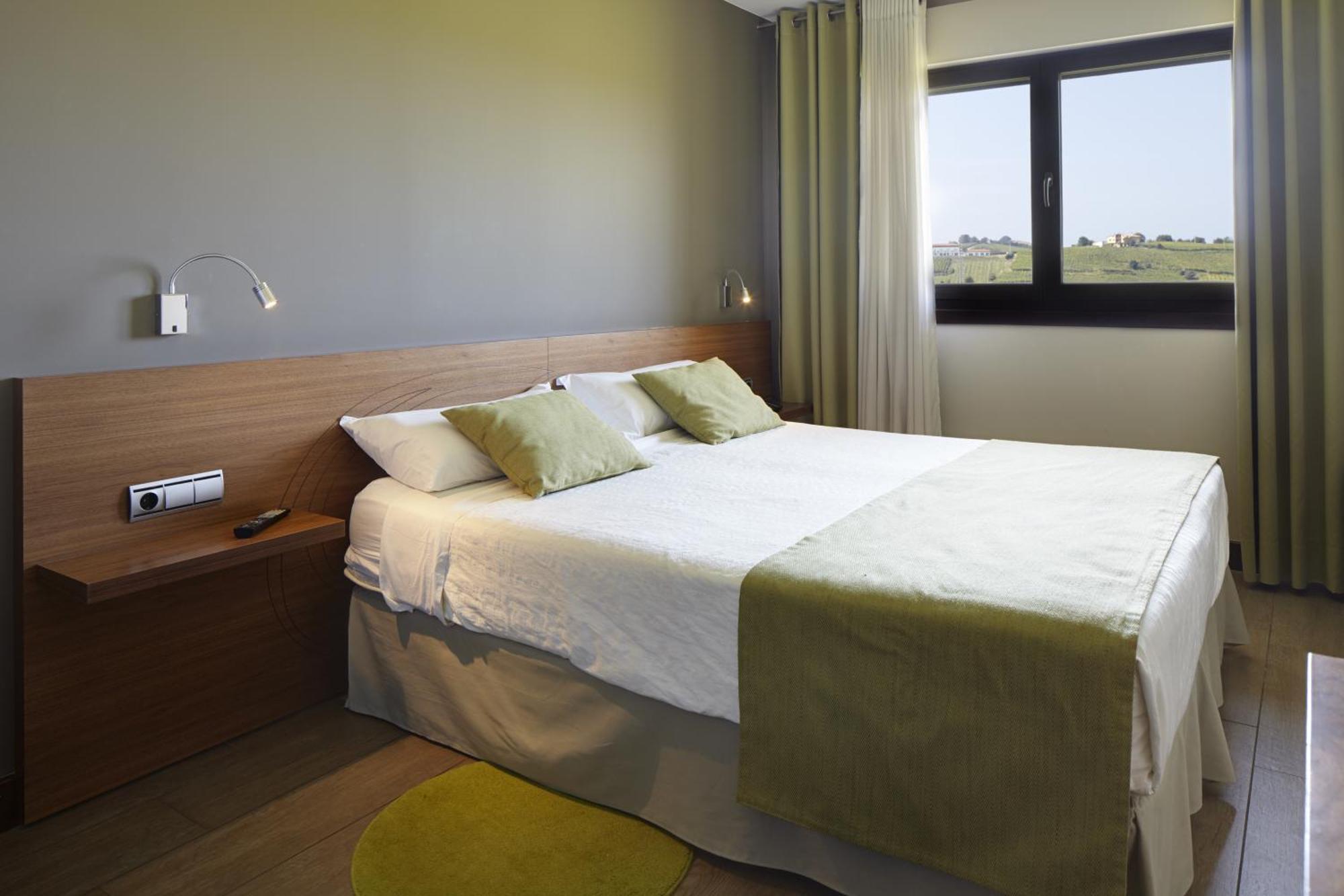 Double or Twin Room,115161173:JPEG