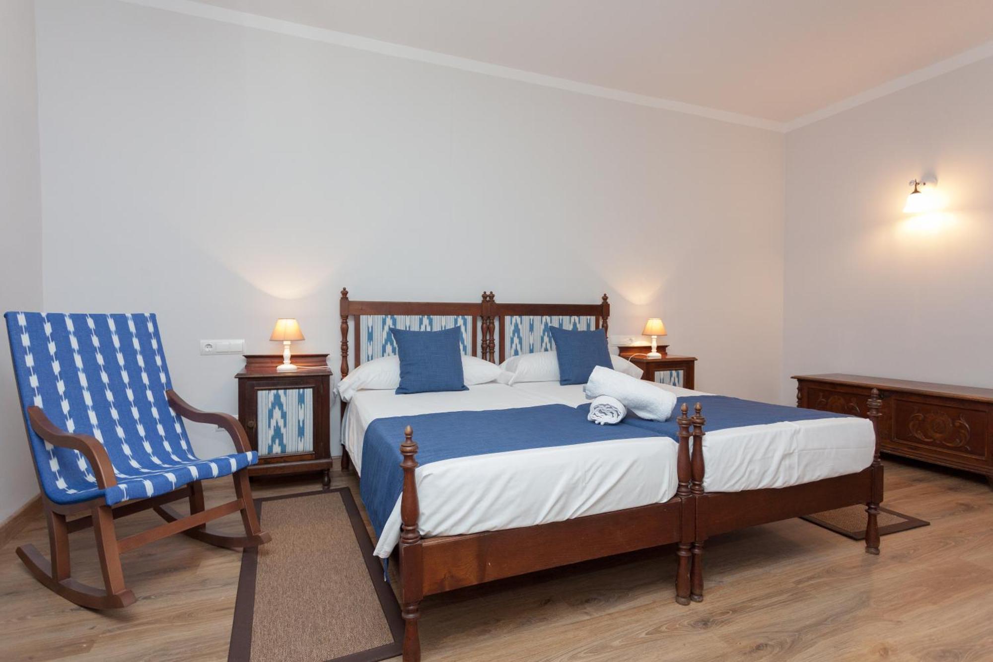 Double Room Air-Conditioning